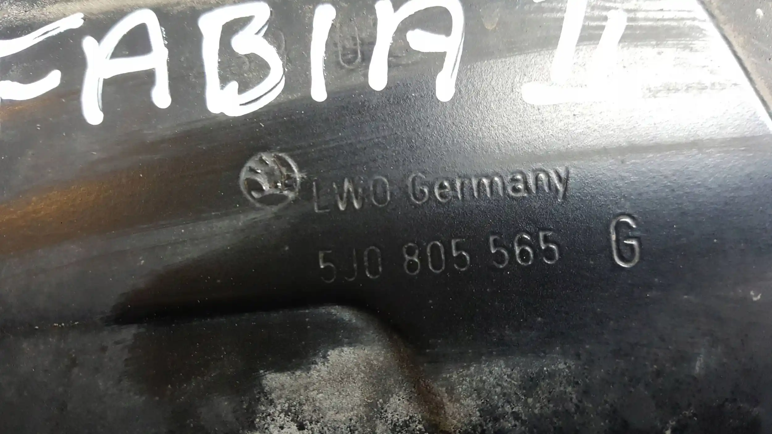PAS PRZEDNI KPL WZMOCNIENIE CHŁODNICE WENTYLATOR SKODA FABIA II 1.4 TDI 07-
