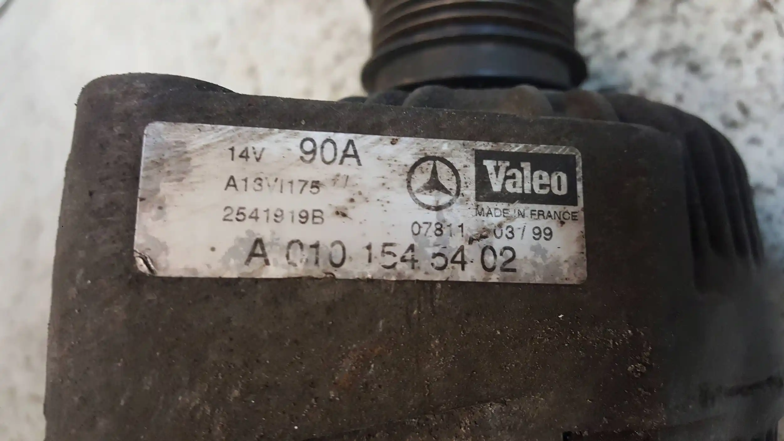 ALTERNATOR A0101545402 MERCEDES CLK W208 2.3 KOMPRESOR 97-