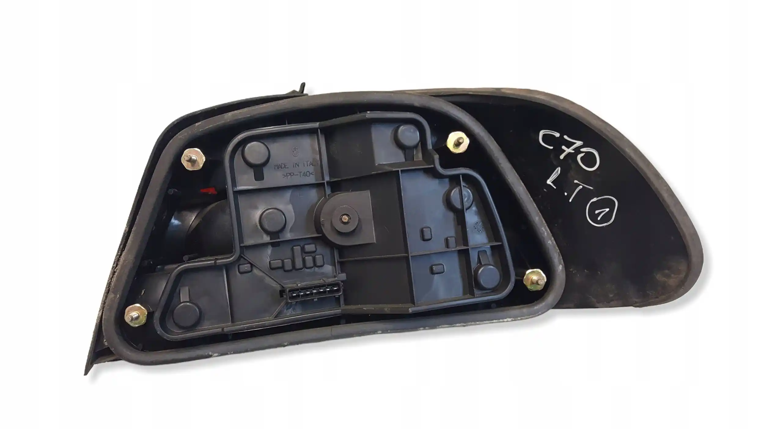 LAMPA LEWY TYŁ TYLNA LISTWA VOLVO C70 I 98-05 LAK.426-26