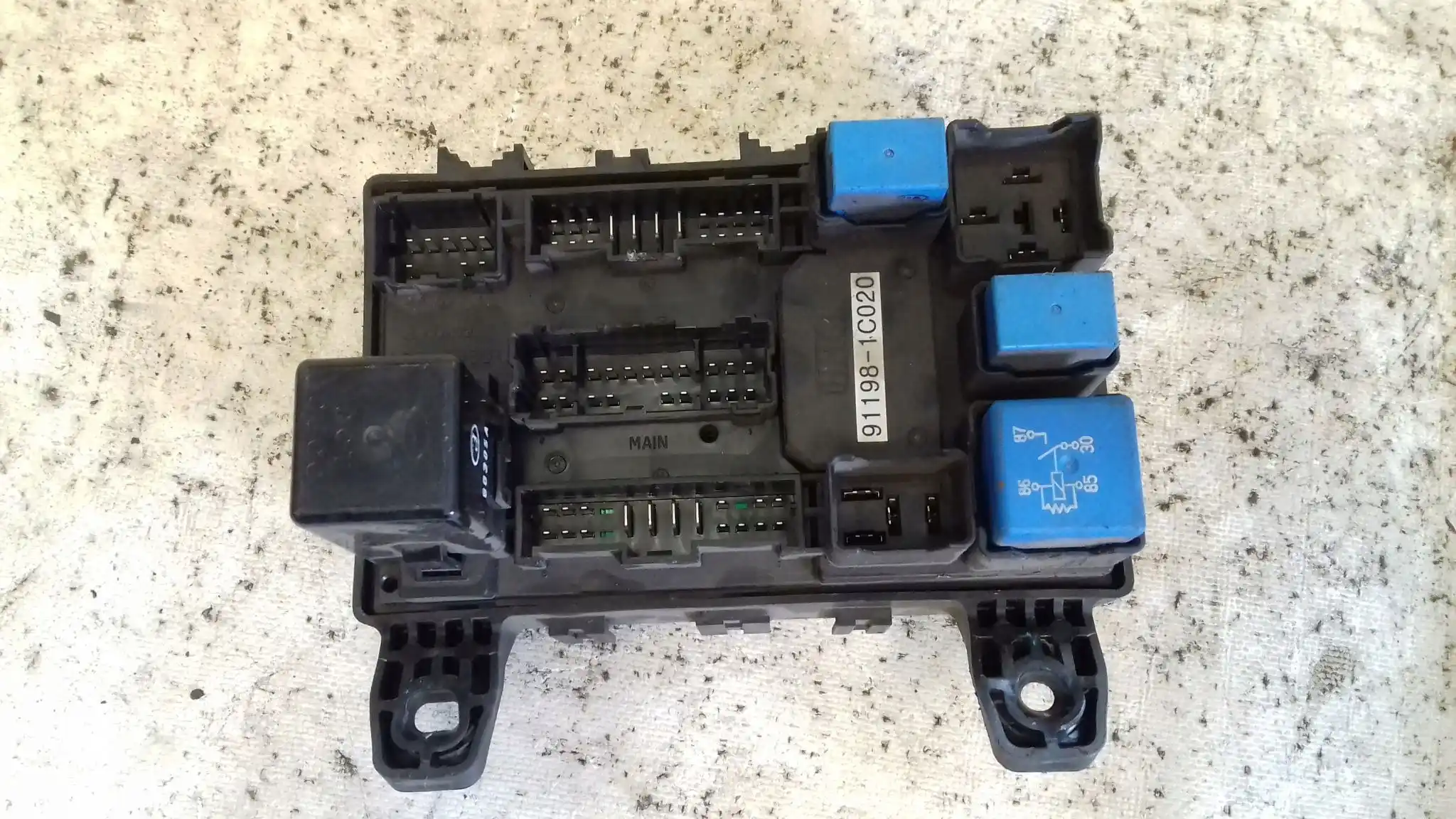KOMPUTER 3911002025 9030930528F ZESTAW IMMO KIA PICANTO I 1.1 03-