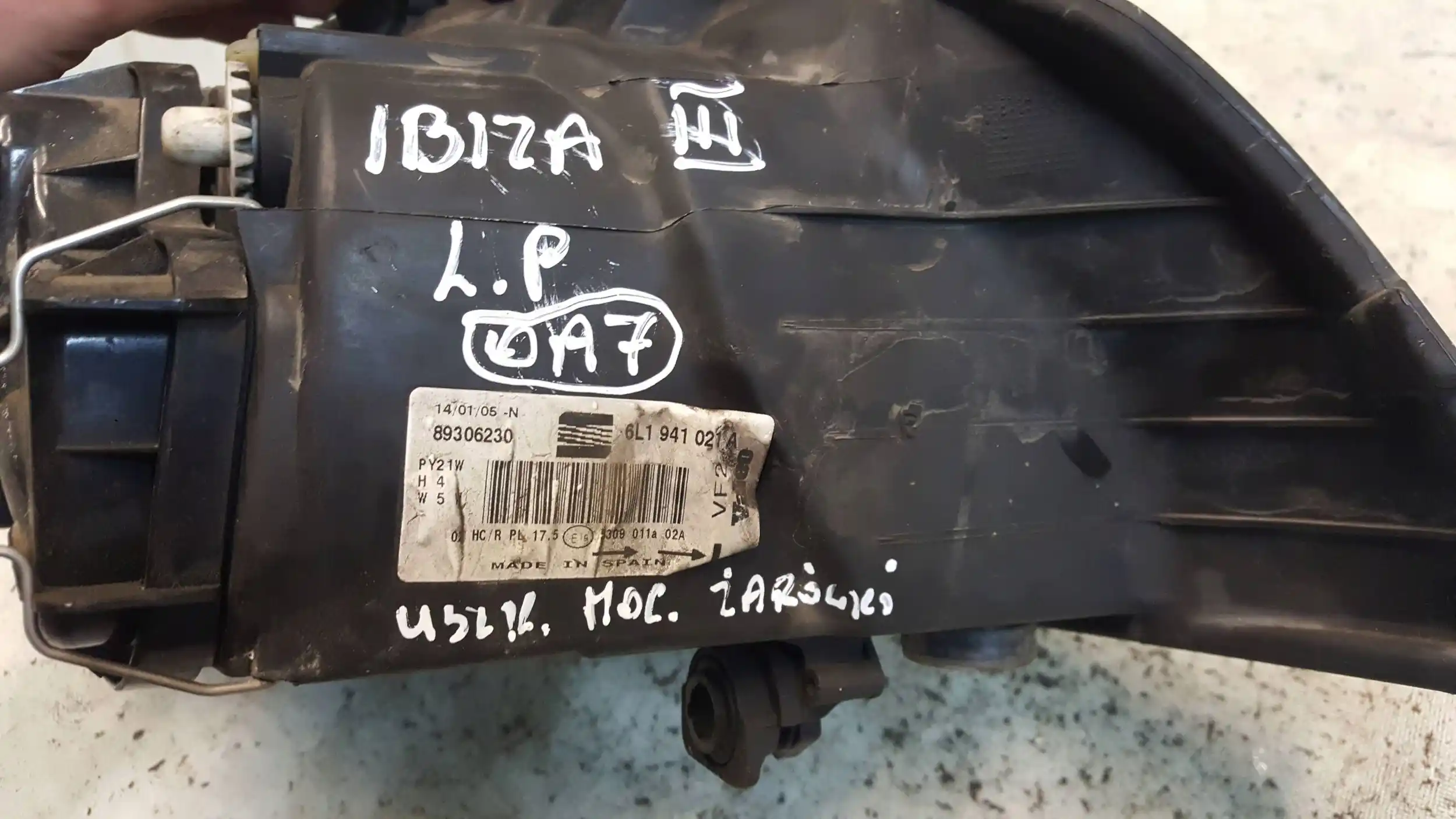 LAMPA LEWY PRZÓD 6L1941021A SEAT IBIZA III 6L1 CORDOBA II 6L2 02-05