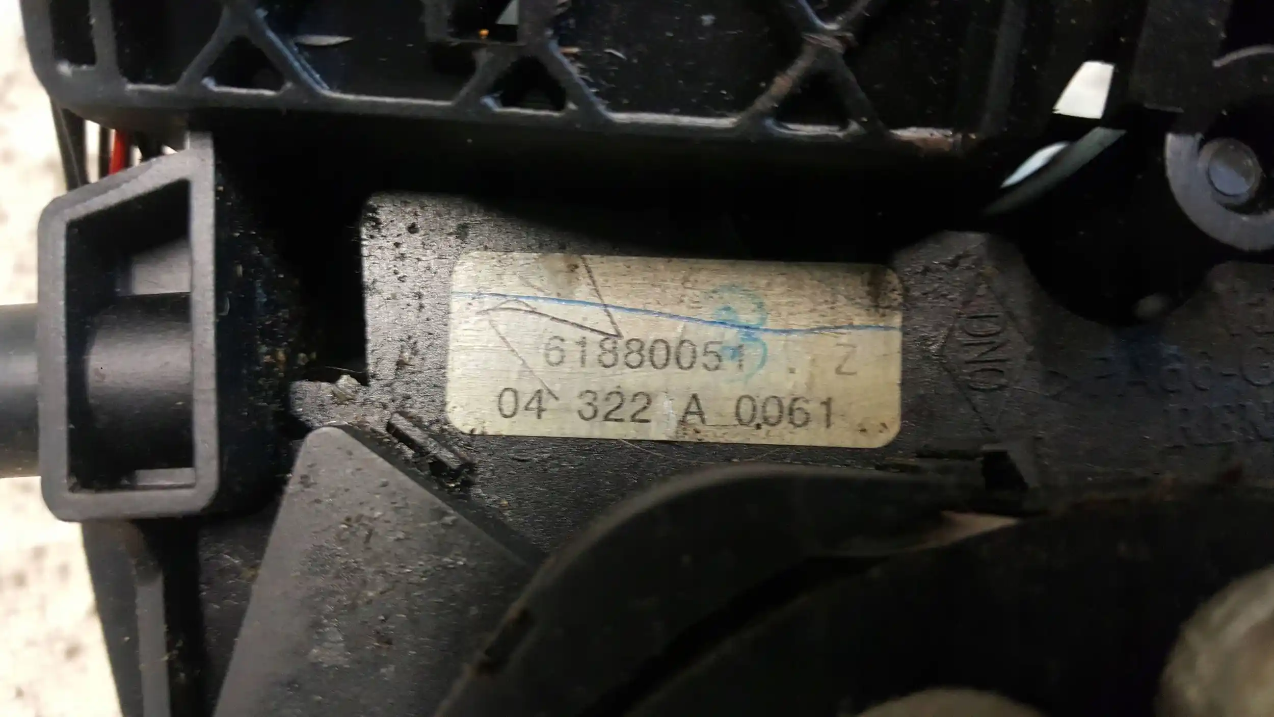 PRZEŁĄCZNIK ZESPOLONY PAJĄK 8200127727 61850004 RENAULT SCENIC II 03-