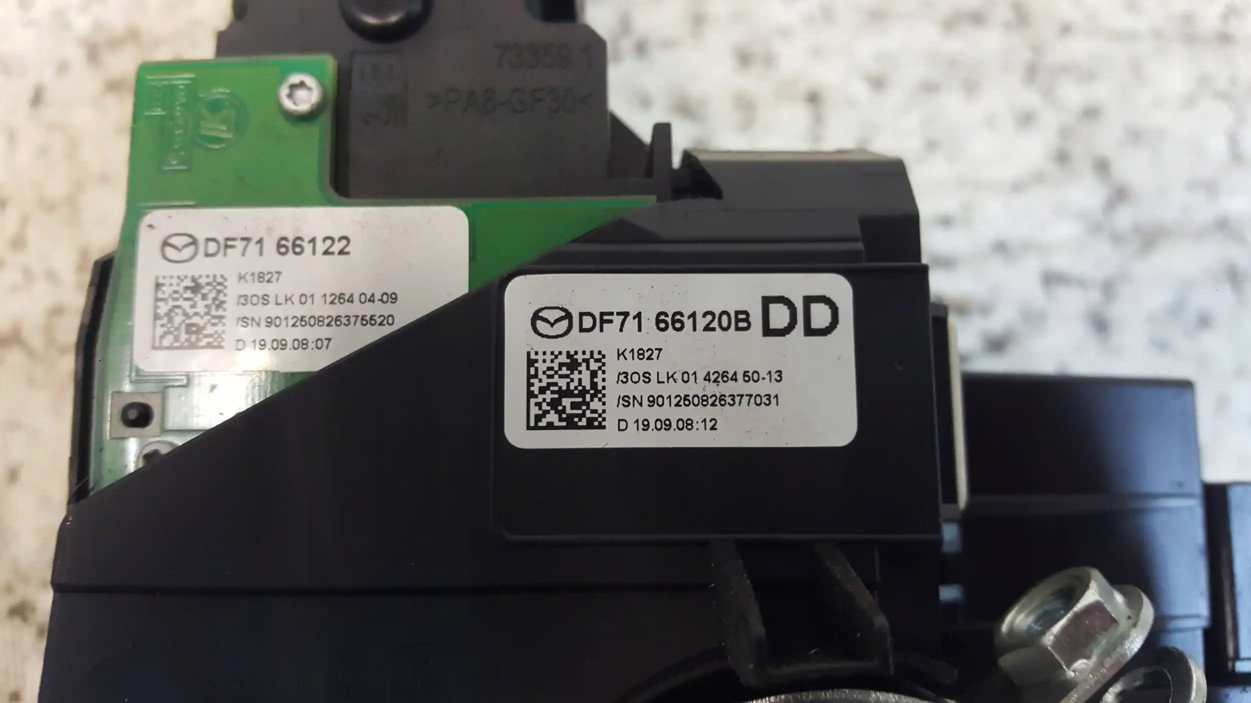 PRZEŁĄCZNIK ZESPOLONY PAJĄK DF7166122 DF7166128 MAZDA 2 DE HB 07-