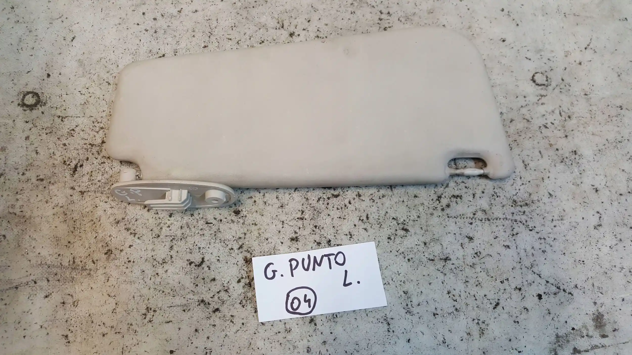 OSŁONA PRZECIWSŁONECZNA SŁONECZNIK DASZEK LEWY FIAT GRANDE PUNTO 05-