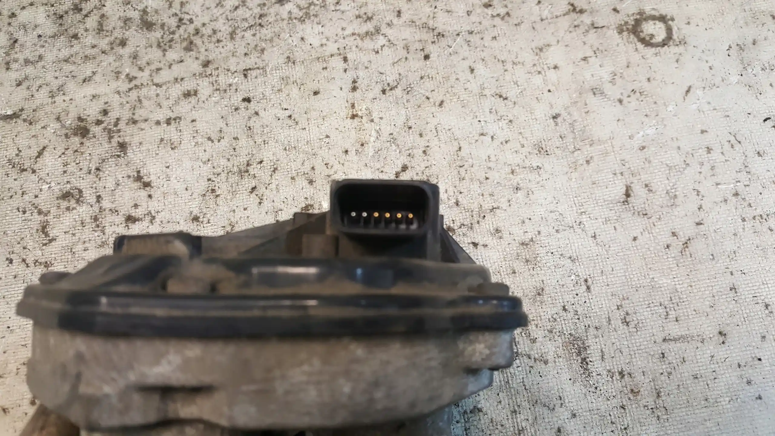 PRZEPUSTNICA VP4F9U9E928BA FORD FOCUS MK2 1.6 16V 04-