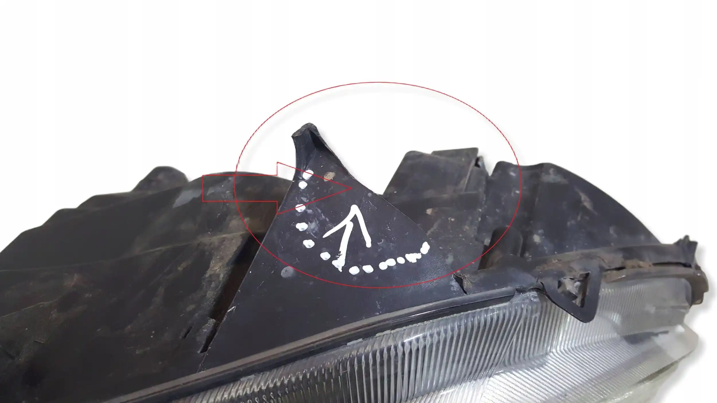 LAMPA PRAWY PRZÓD PRZEDNIA 51776317 FIAT LINEA 07-