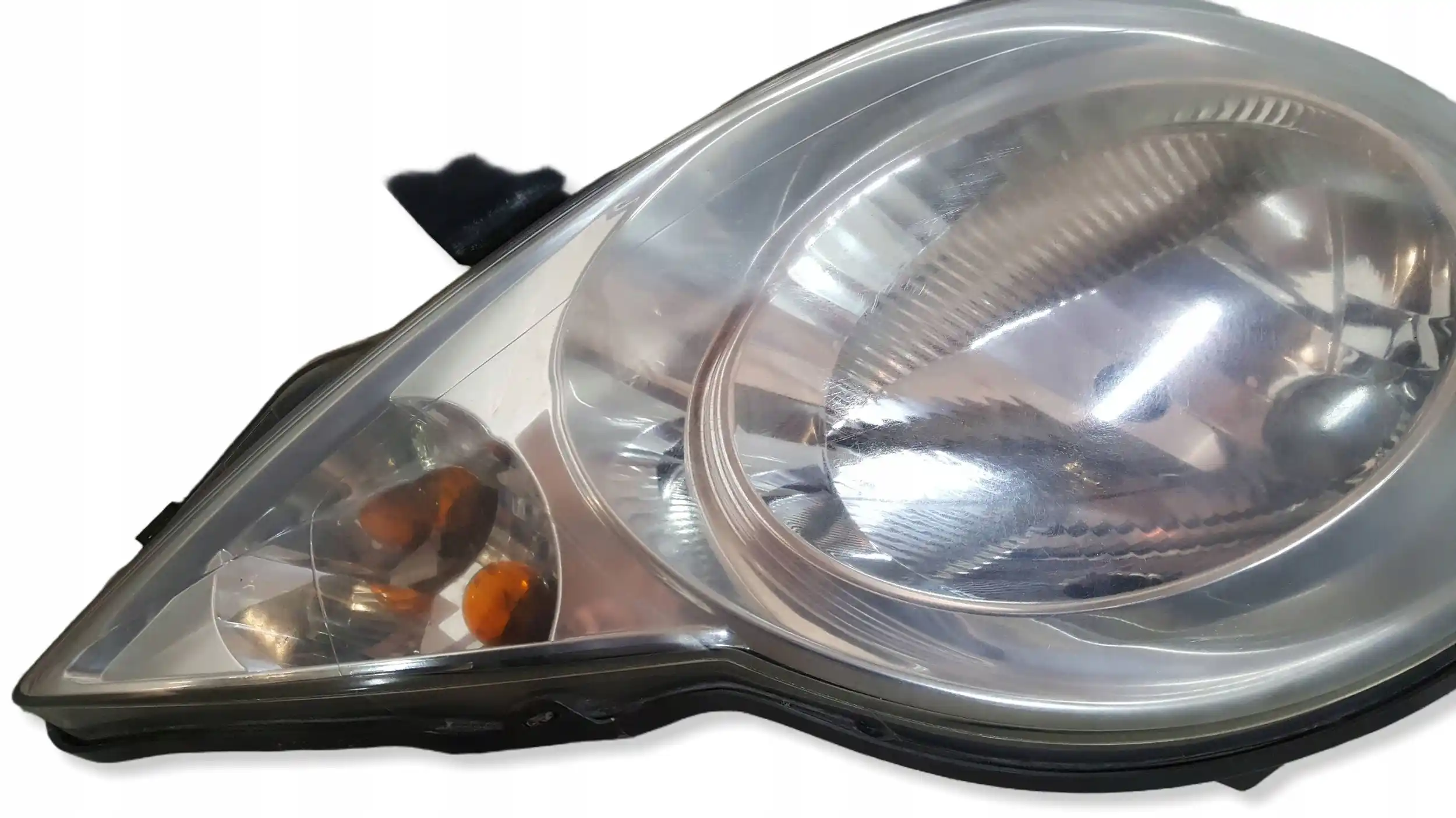 LAMPA PRAWY PRZÓD PRZEDNIA 811100H030 PEUGEOT 107 05-