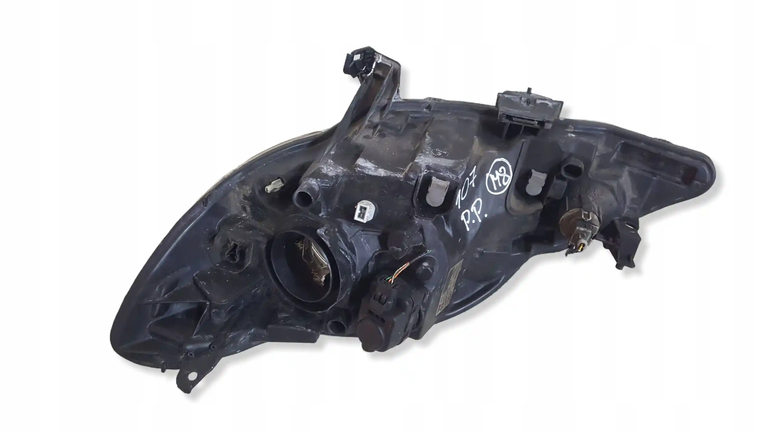 LAMPA PRAWY PRZÓD PRZEDNIA 811100H030 PEUGEOT 107 05-