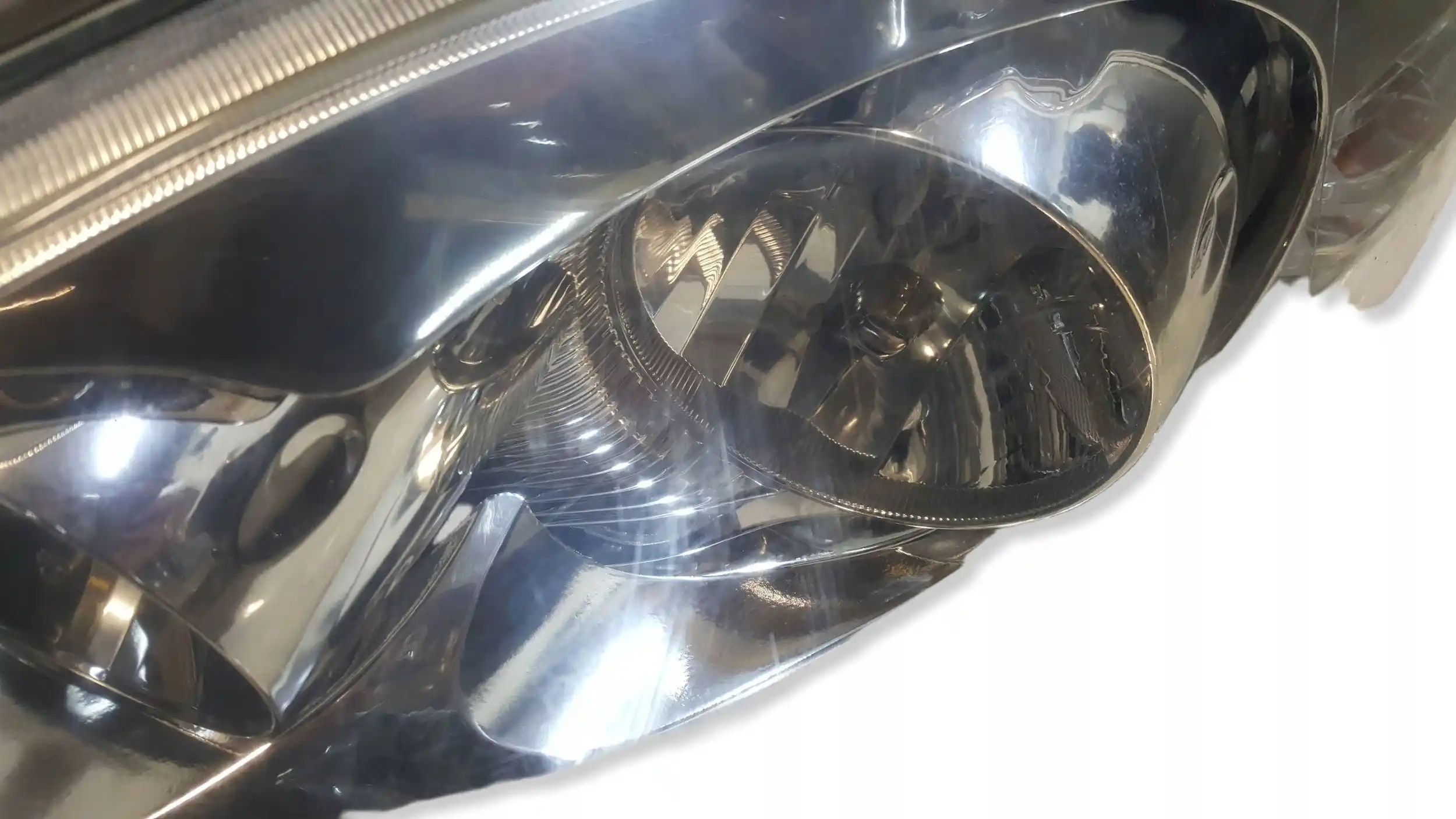 LAMPA LEWY PRZÓD PRZEDNIA FIAT LINEA 07-