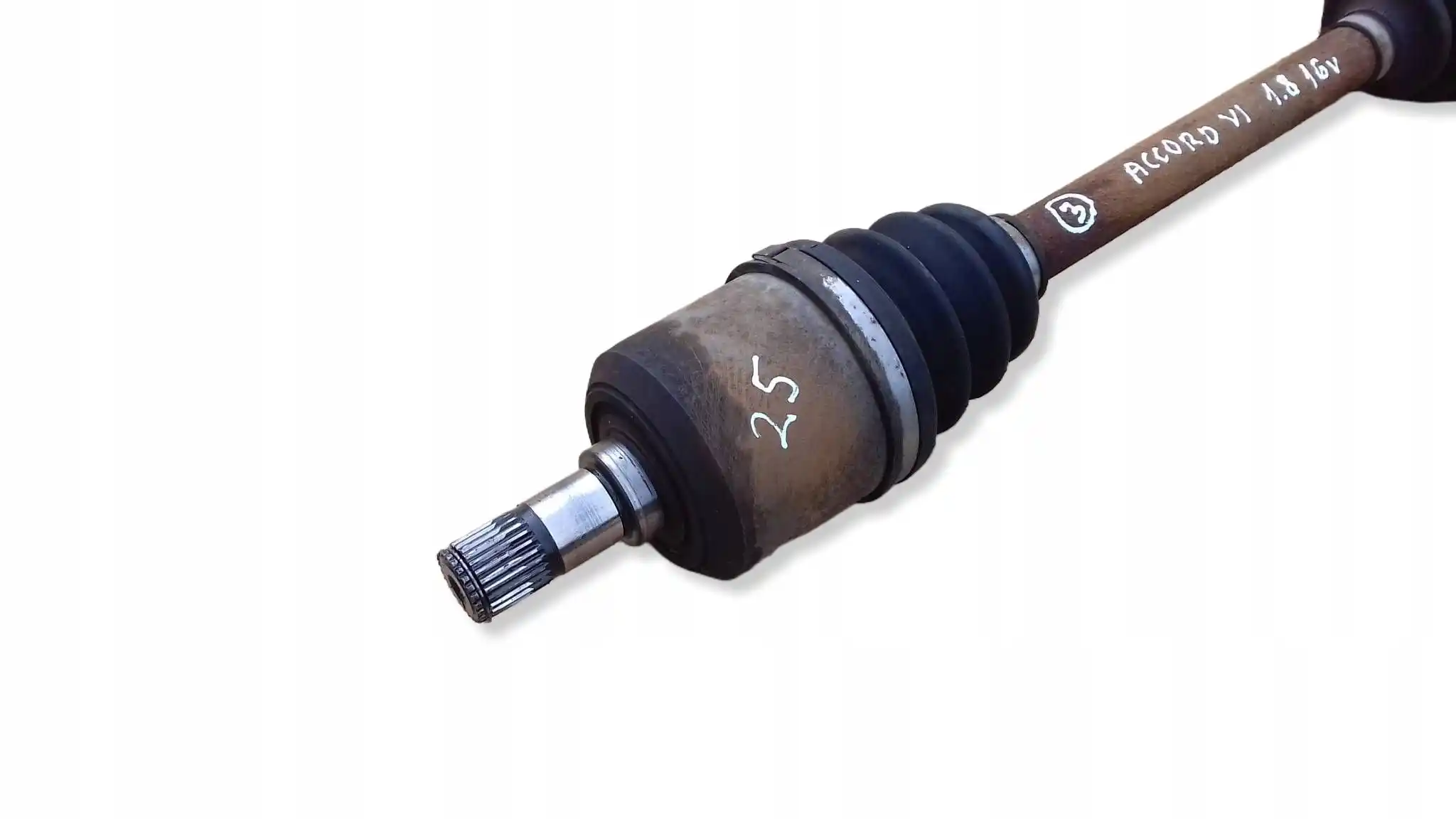 PÓŁOŚ PRAWA KRÓTKA 26/25 HONDA ACCORD VI 1.8 16V 97-