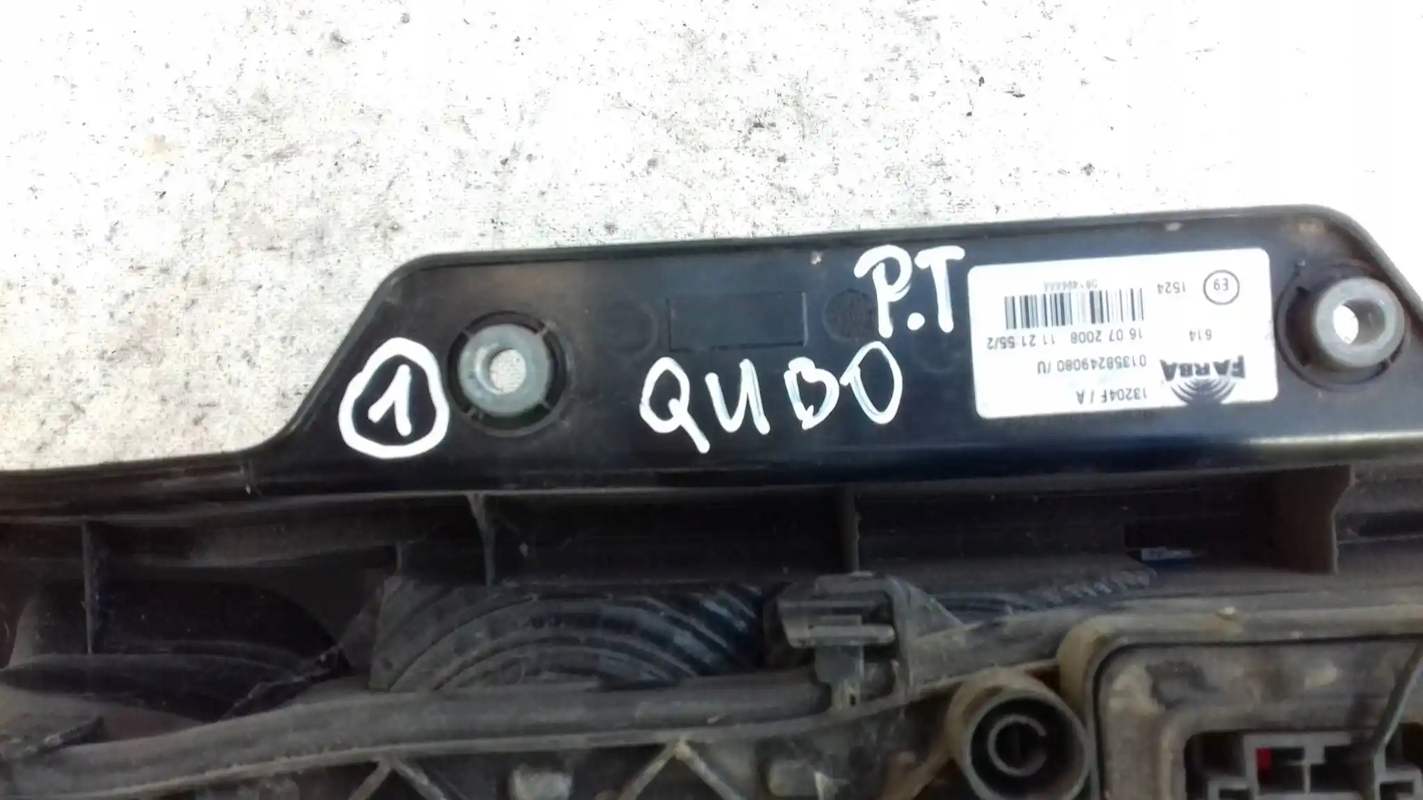 LAMPA PRAWY TYŁ TYLNA 01358249080 FIAT QUBO FIORINO III BIPPER NEMO 07-