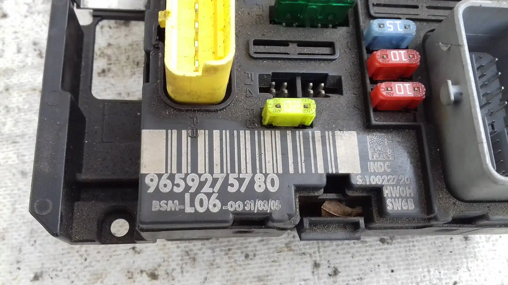 SKRZYNKA BEZPIECZNIKÓW MODUŁ BSM 9659275780 L06 PEUGEOT 307 01- CITROEN
