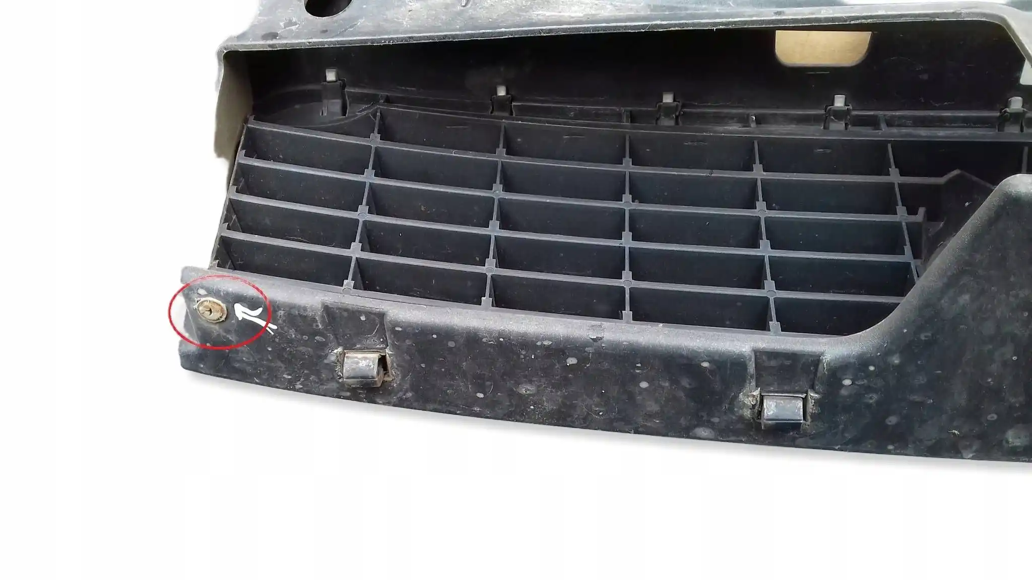 ZDERZAK PRZÓD PRZEDNI FIAT LINEA 07-12 LAK 261A