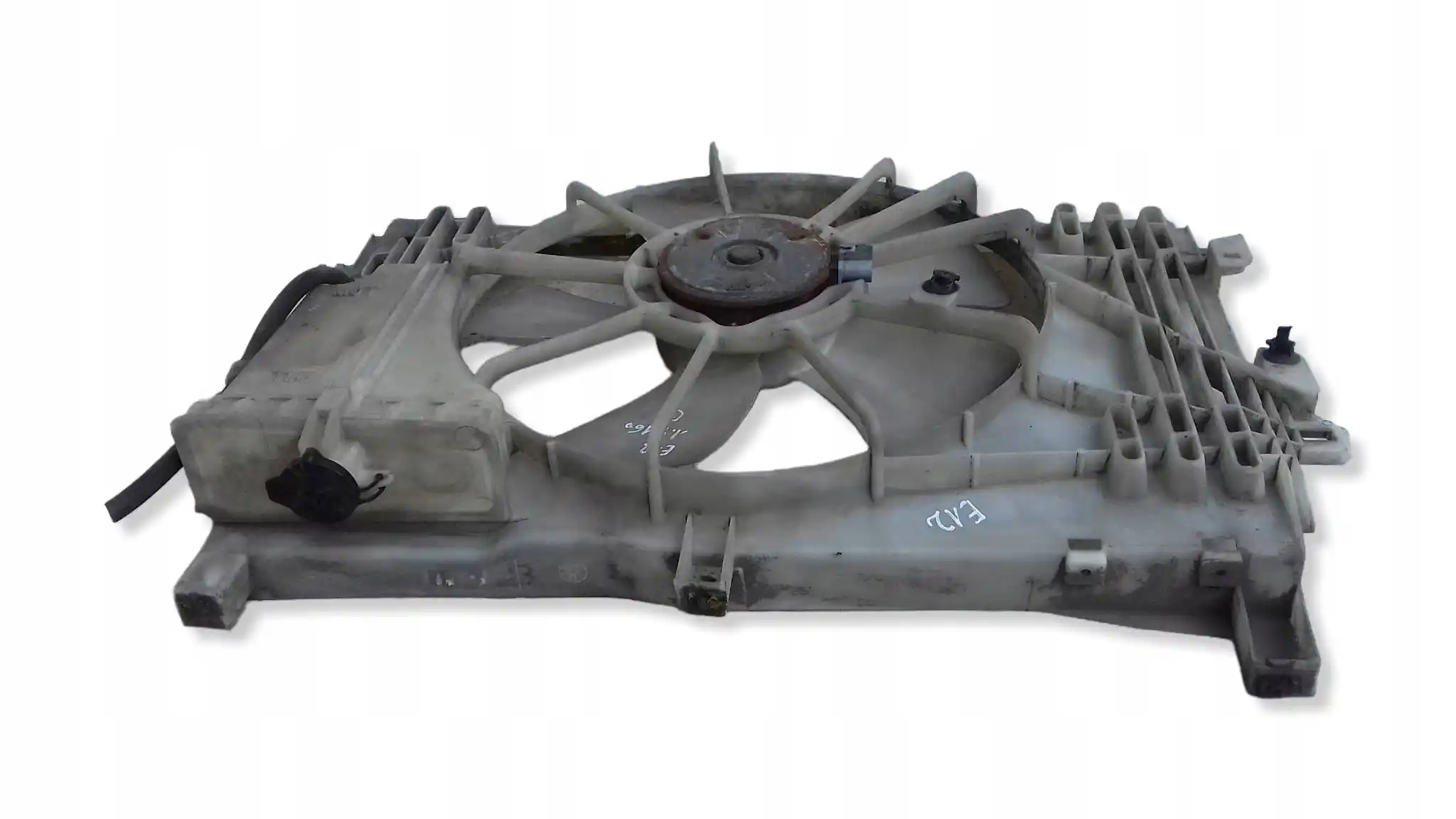 WENTYLATOR CHŁODNICY 1227508001 163630D070 TOYOTA COROLLA E12 1.4 16V 01-