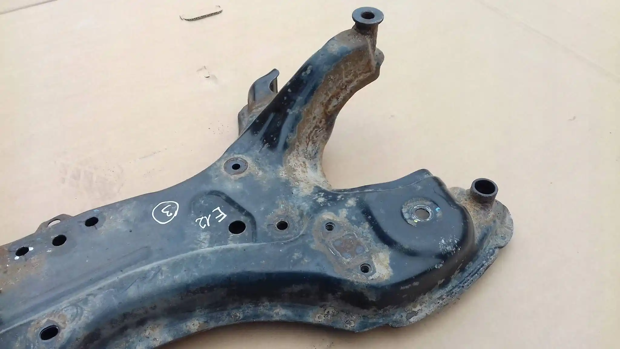 SANKI KOŁYSKA WÓZEK TRAWERS PRZÓD TOYOTA COROLLA E12 01-07