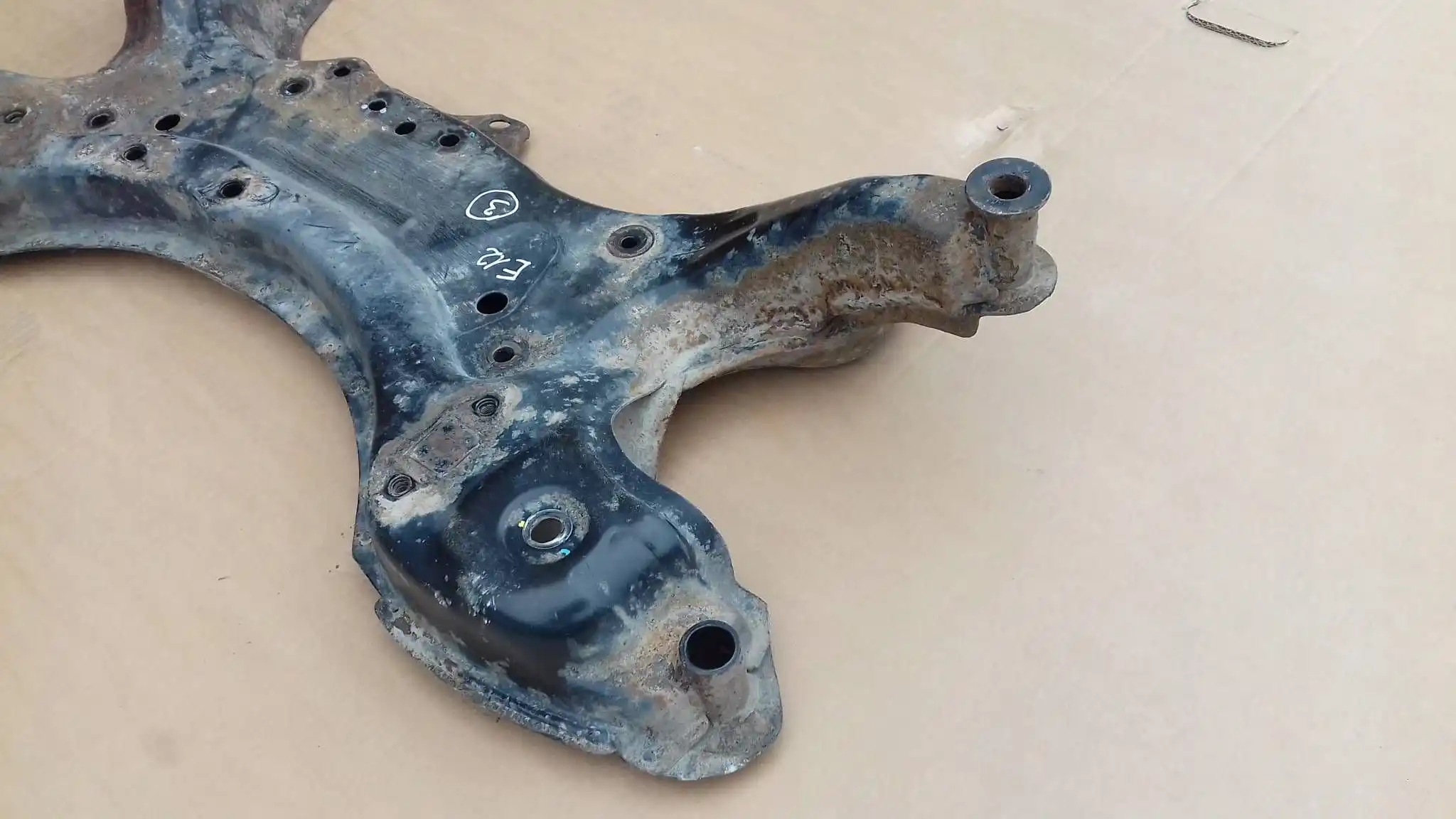 SANKI KOŁYSKA WÓZEK TRAWERS PRZÓD TOYOTA COROLLA E12 01-07