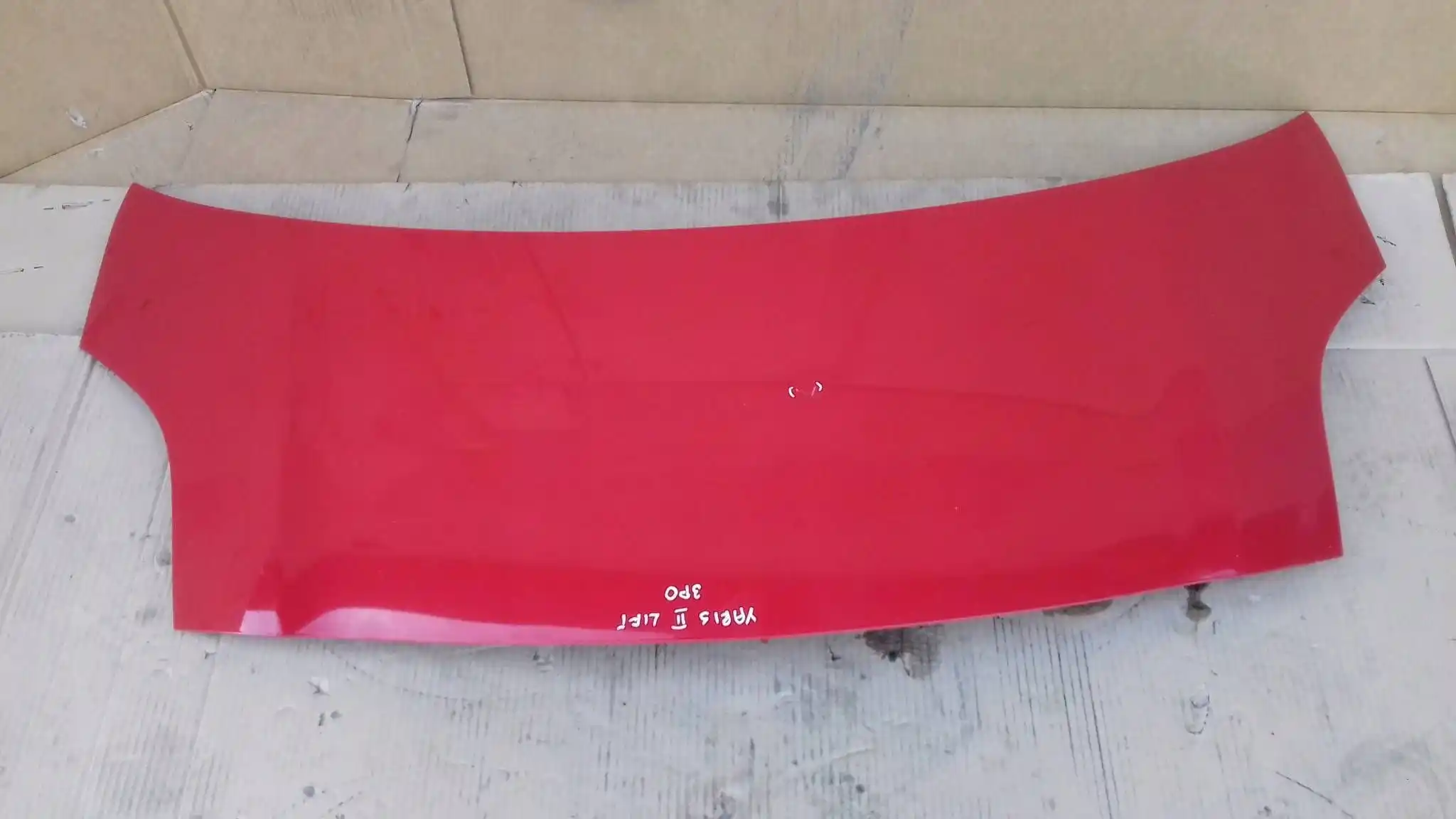 MASKA POKRYWA PRZÓD PRZEDNIA TOYOTA YARIS II 5D HB 05- LAK.3P0