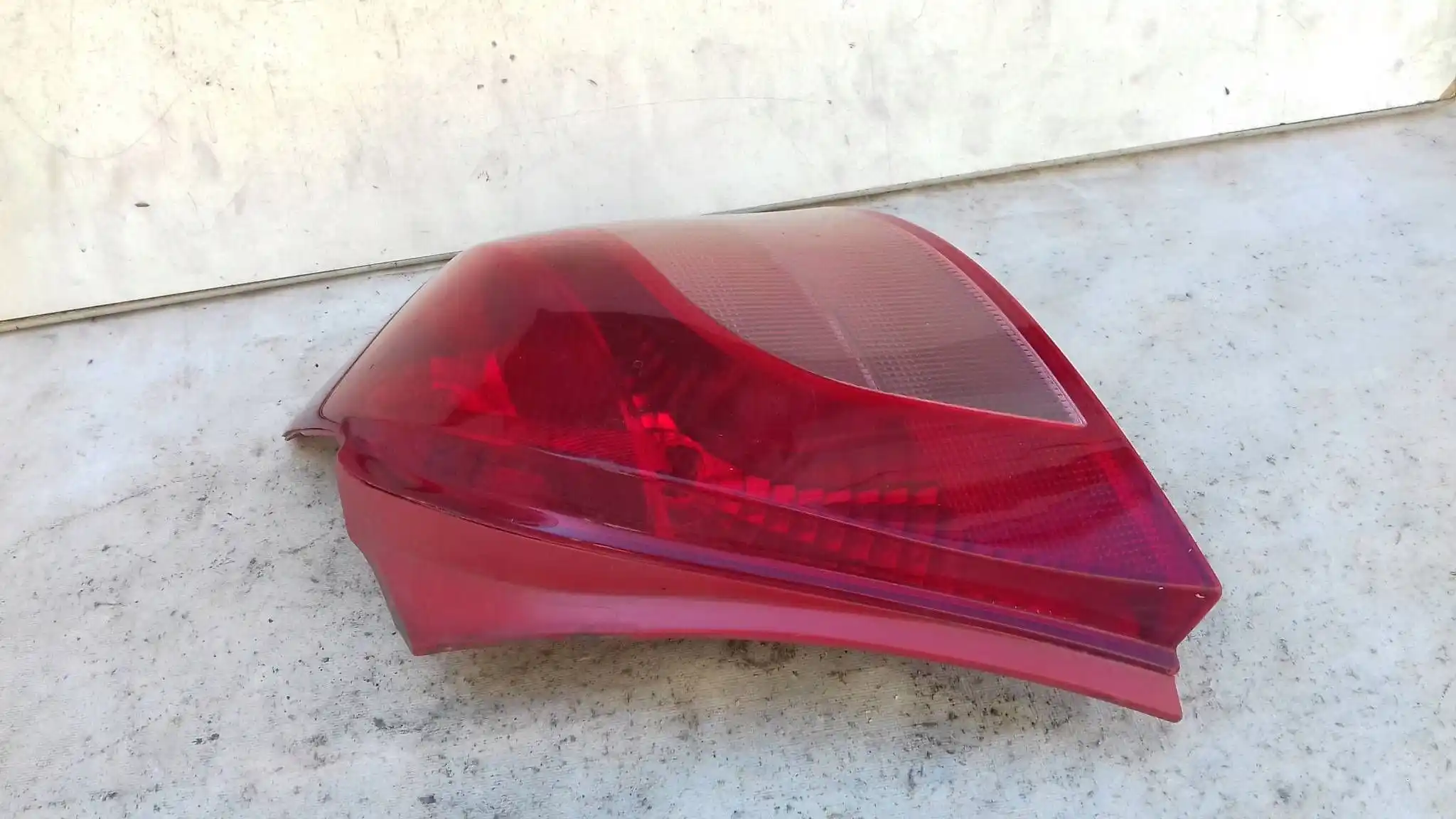 LAMPA PRAWY TYŁ TYLNA DEPO TOYOTA YARIS II HB 05-09