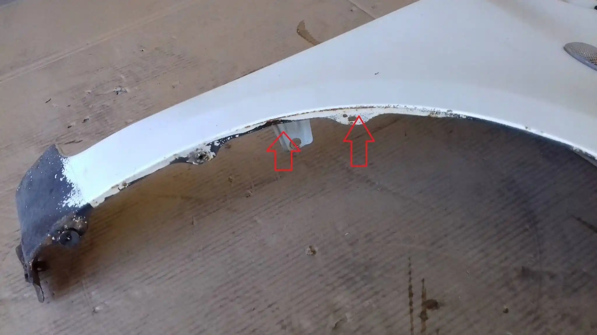 BŁOTNIK PRAWY PRZÓD PRZEDNI TOYOTA YARIS II 05- 068