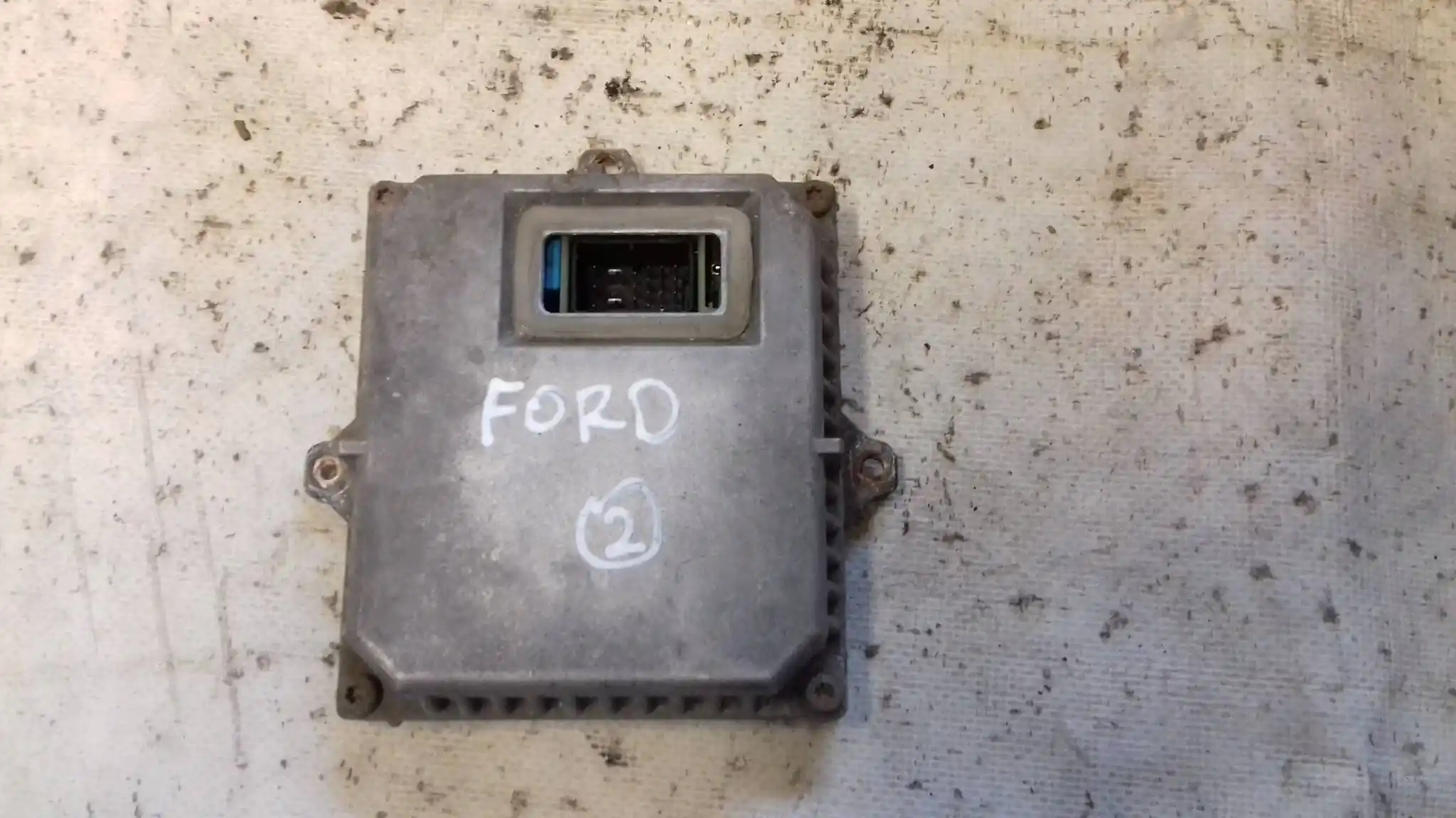 PRZETWORNICA XENON 1307329088 AUDI BMW FORD MERCEDES MINI VW SKODA