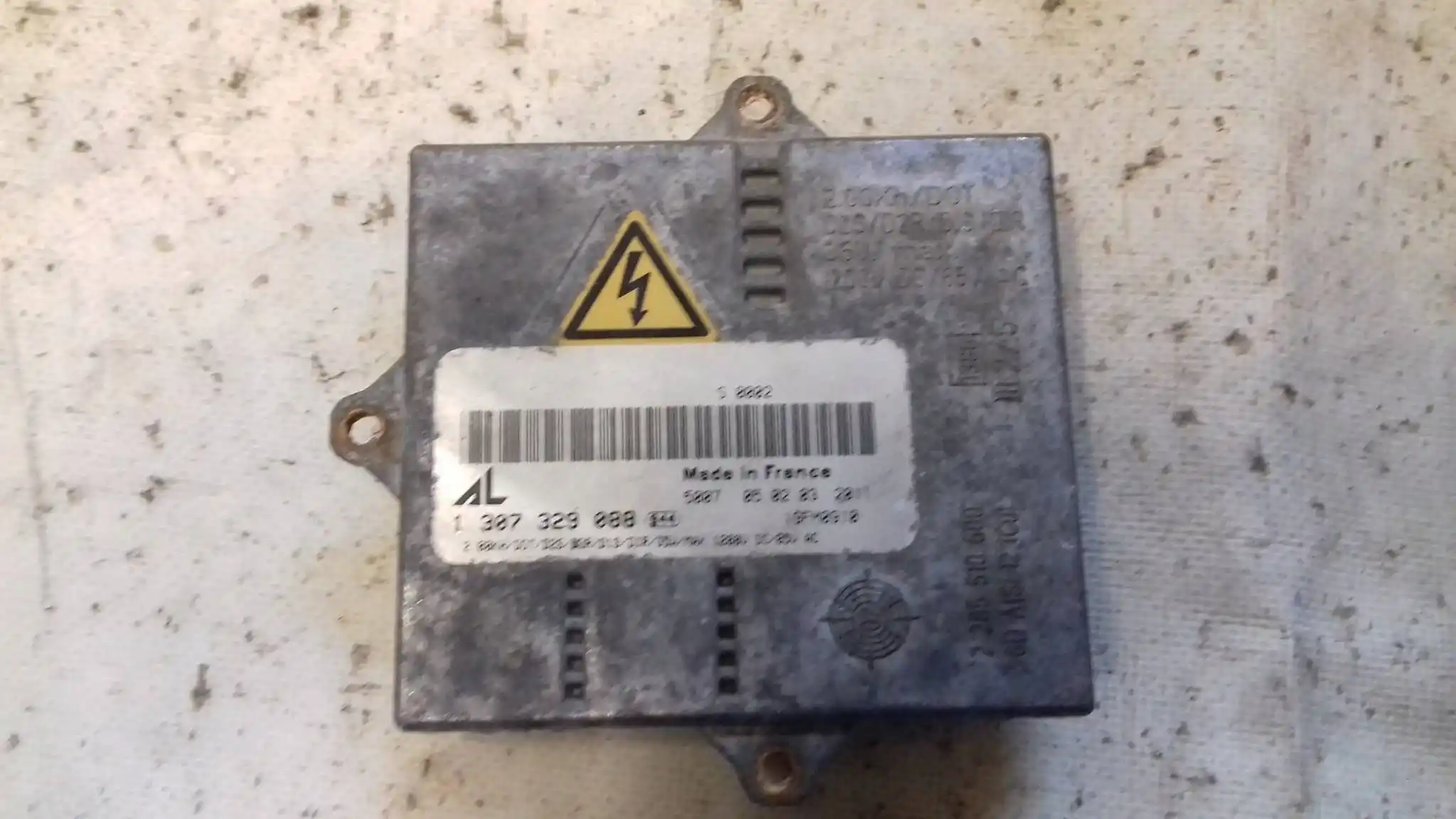 PRZETWORNICA XENON 1307329088 AUDI BMW FORD MERCEDES MINI VW SKODA