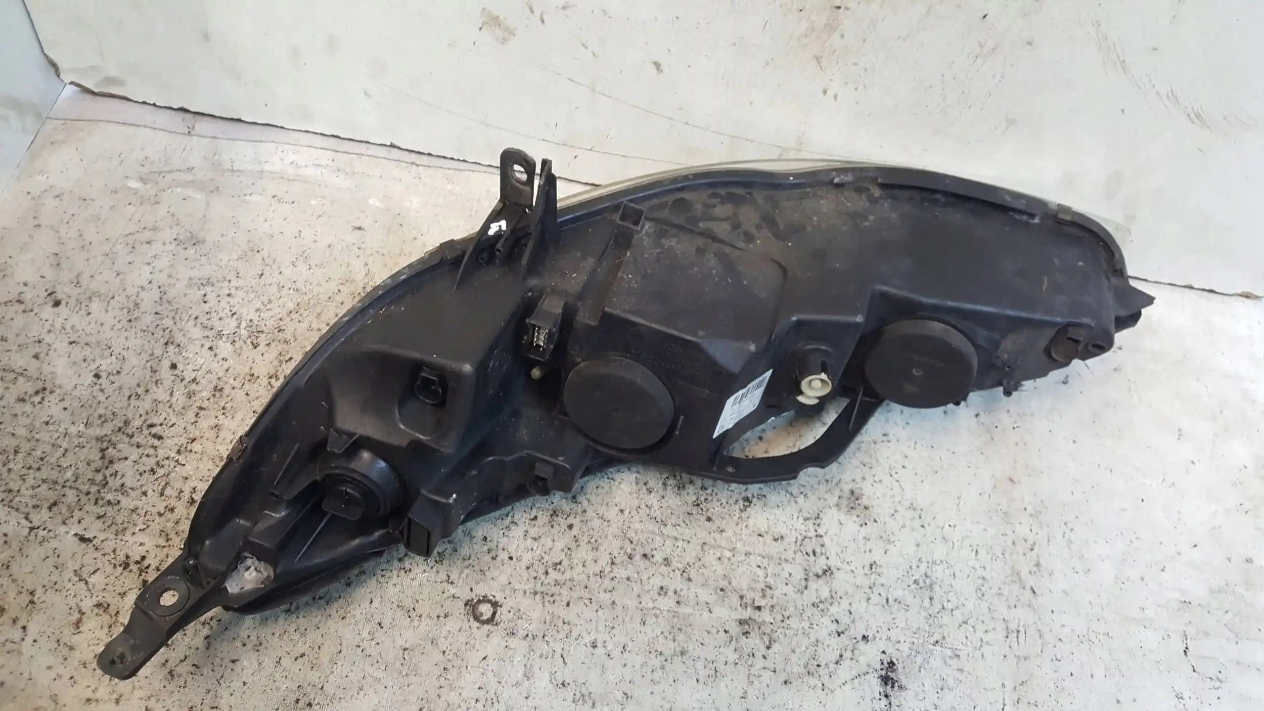 LAMPA PRAWY PRZÓD PRZEDNIA 0301213202 PEUGEOT 407 04-11
