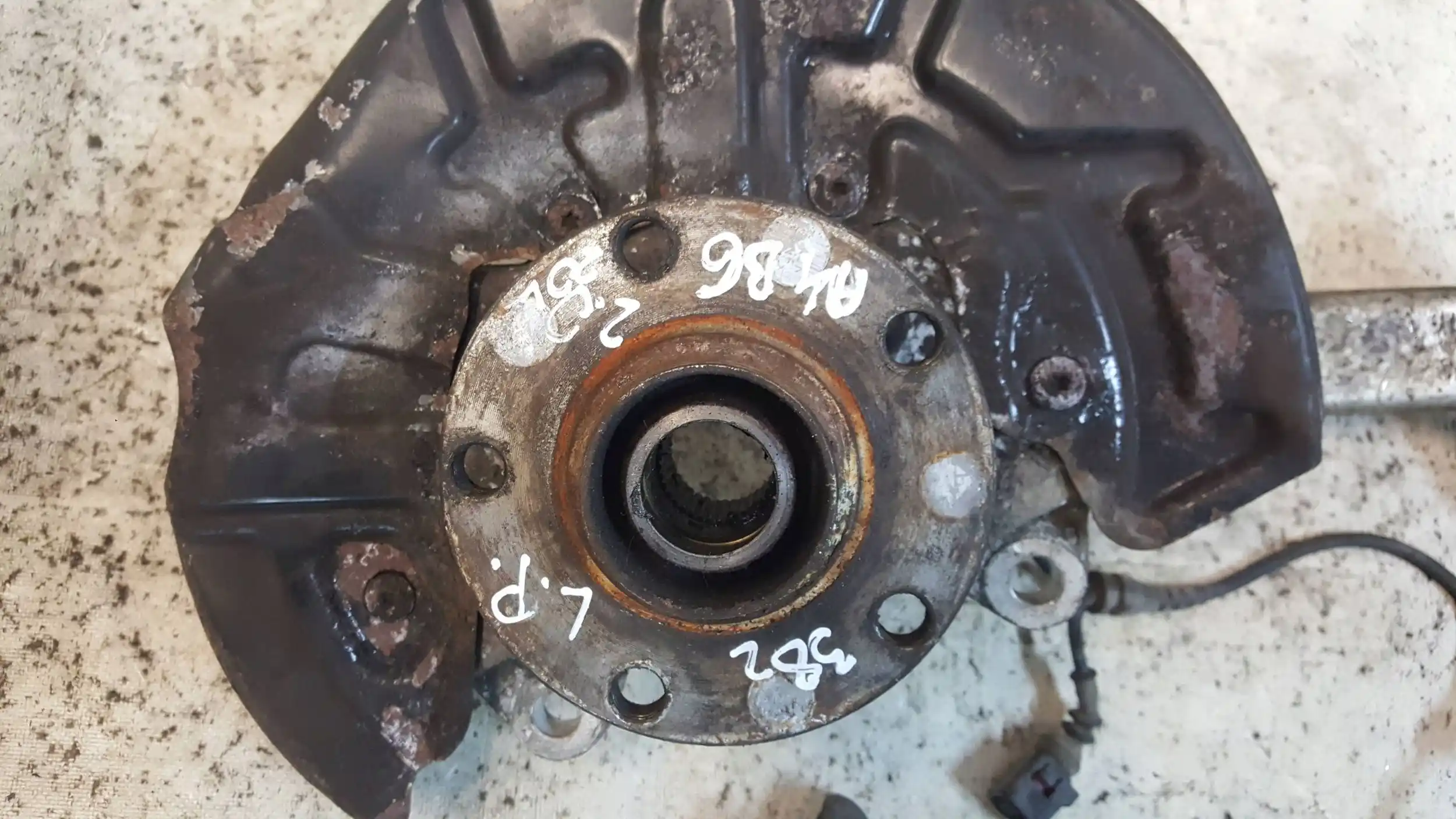 ZWROTNICA LEWY PRZÓD PRZEDNIA 38Z AUDI A4 B6 2.0 20V 00-