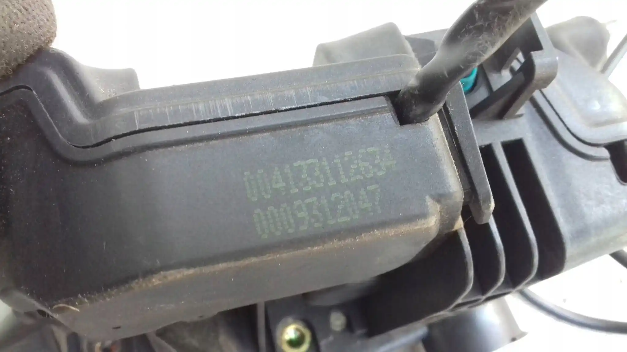 ZAMEK DRZWI LEWY PRZÓD 004133112634 MODUŁ MERCEDES C KLASA W203 00-09