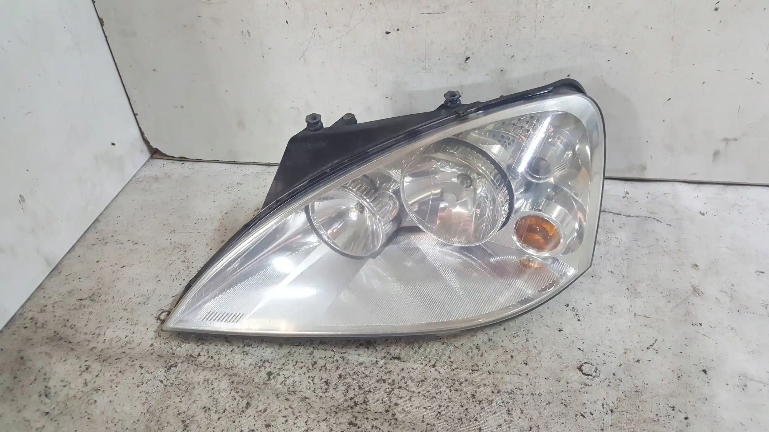 LAMPA LEWY PRZÓD PRZEDNIA 0301183201 FORD GALAXY MK1 LIFT MK2 00-