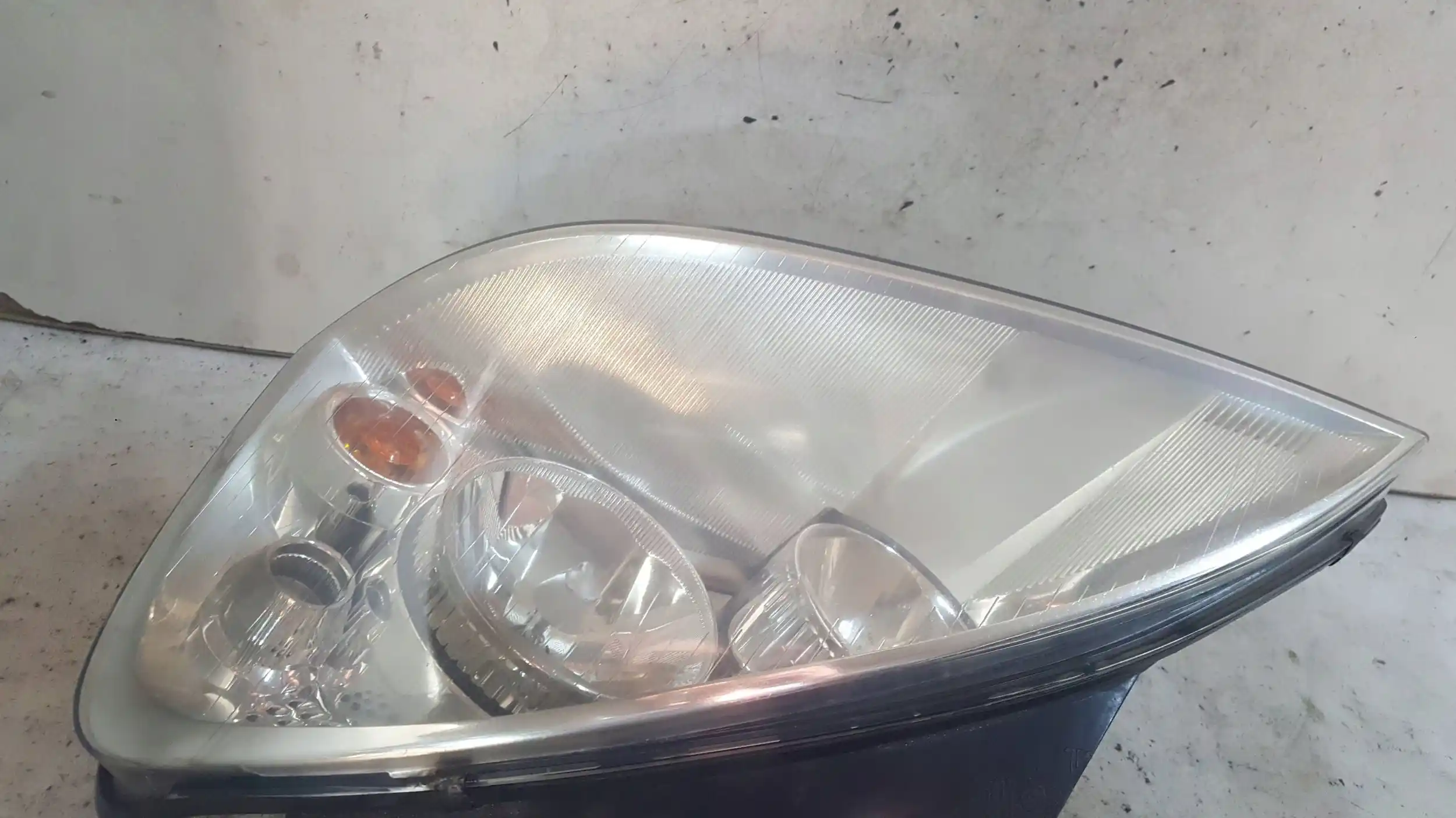 LAMPA LEWY PRZÓD PRZEDNIA 0301183201 FORD GALAXY MK1 LIFT MK2 00-