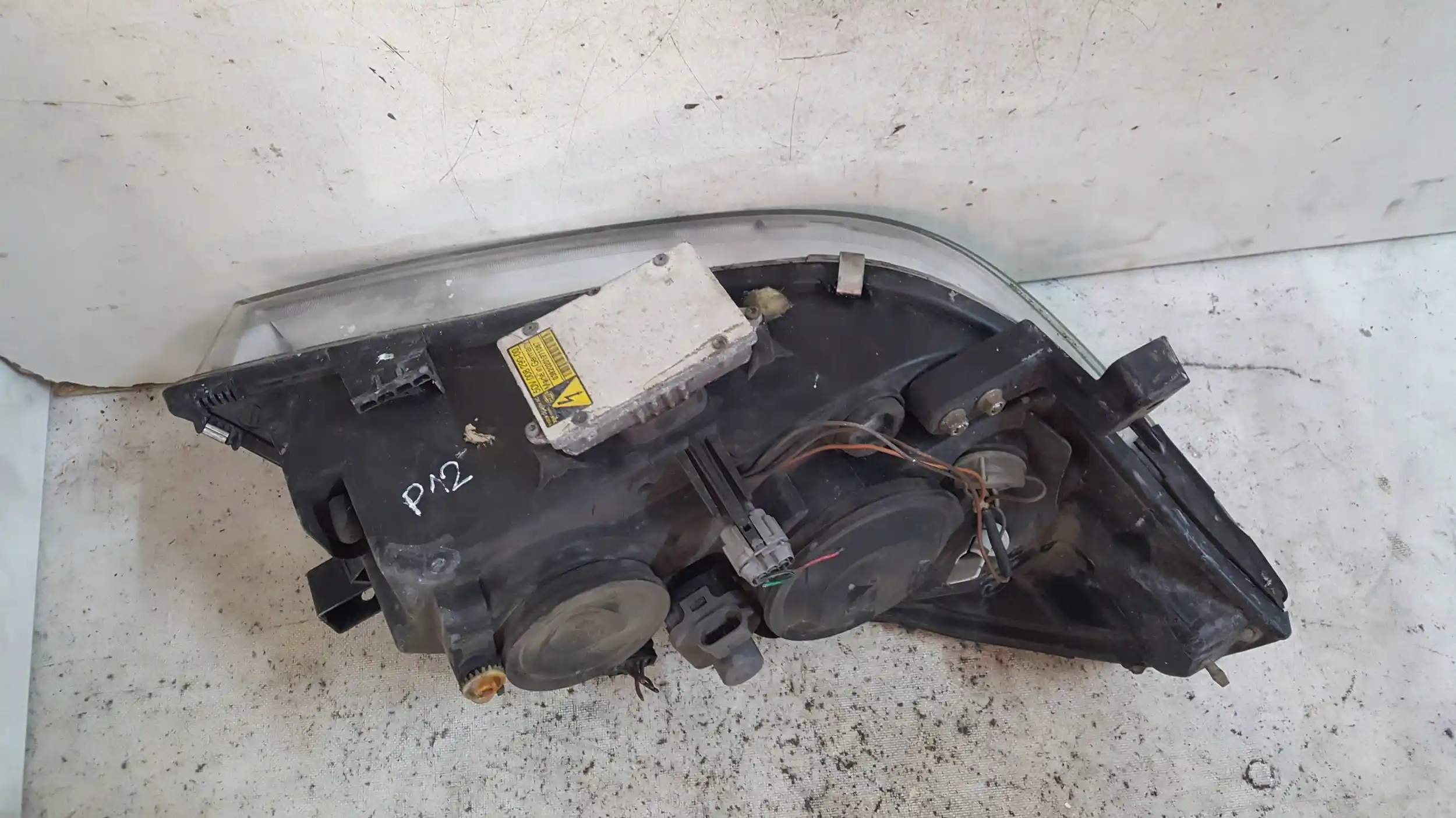 LAMPA LEWY PRZÓD PRZEDNIA XENON PRZETWORNICA NISSAN PRIMERA P12 02-