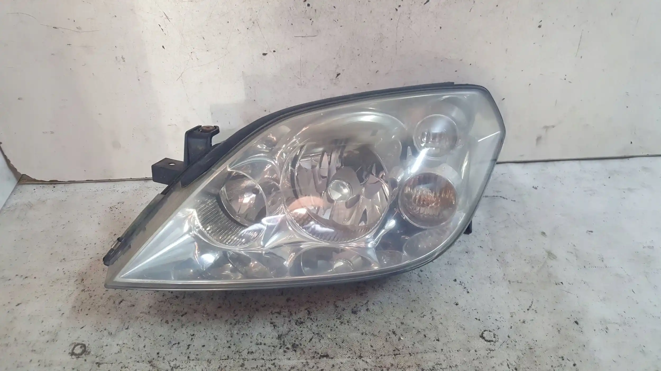 LAMPA LEWY PRZÓD XENON PRZETWORNICA 1EJ23801101 NISSAN PRIMERA P12 02-