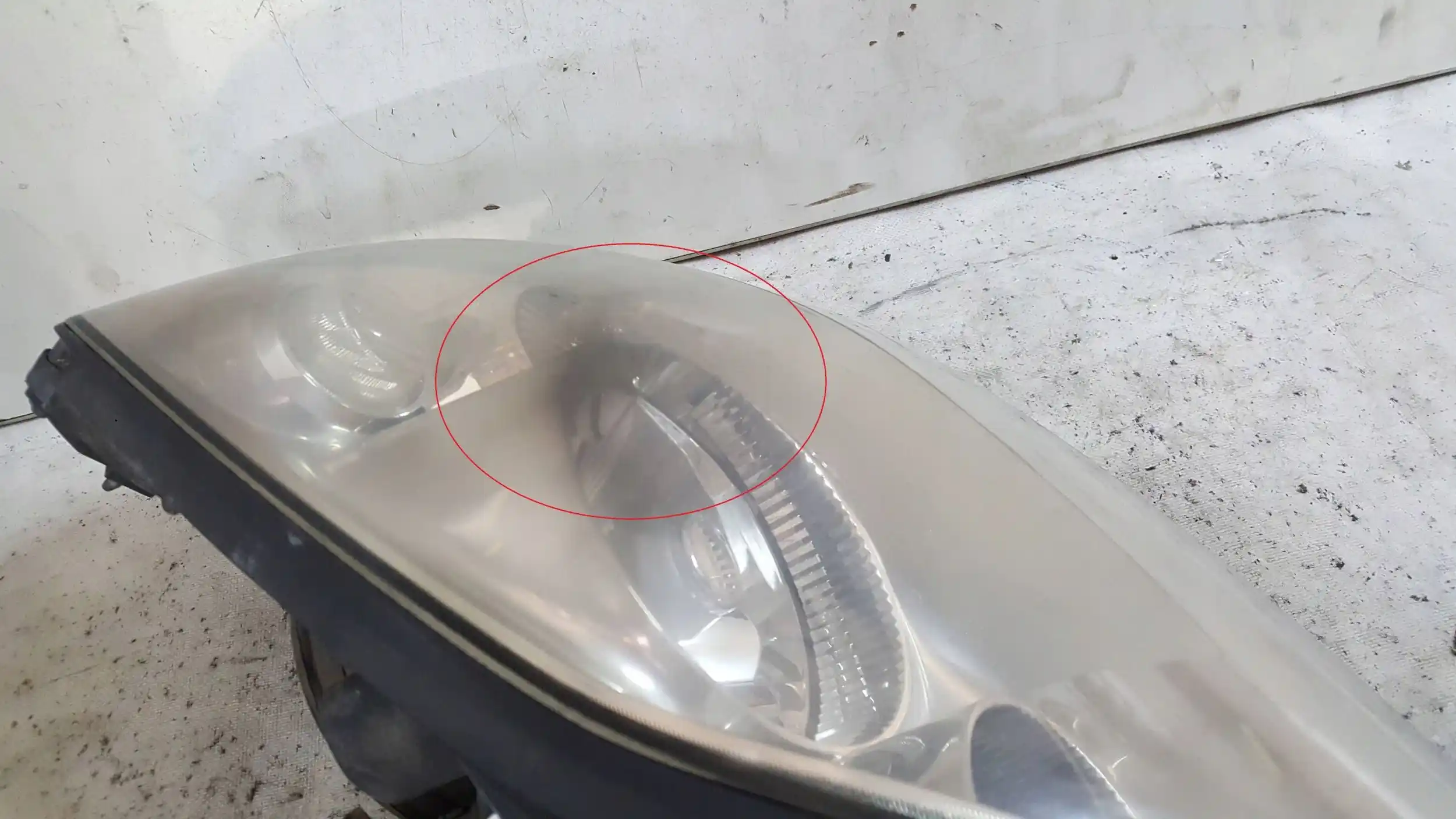 LAMPA LEWY PRZÓD XENON PRZETWORNICA 1EJ23801101 NISSAN PRIMERA P12 02-