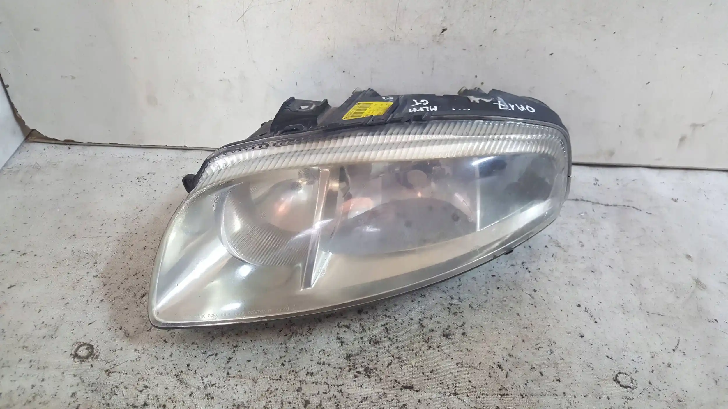 LAMPA LEWY PRZÓD PRZEDNIA 0301186225 ALFA ROMEO GT 03-