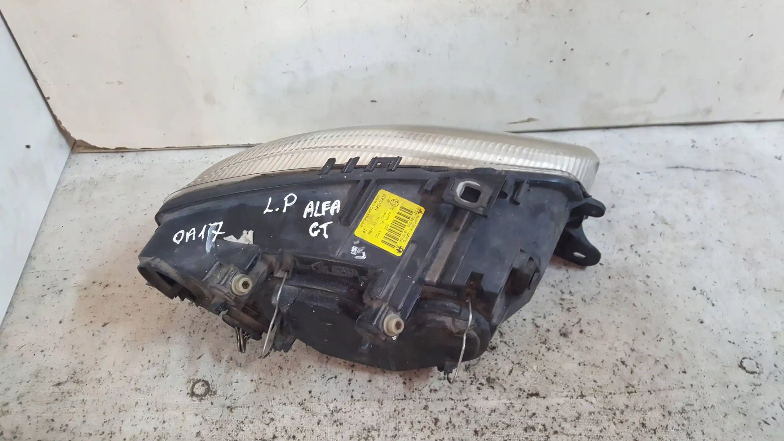 LAMPA LEWY PRZÓD PRZEDNIA 0301186225 ALFA ROMEO GT 03-
