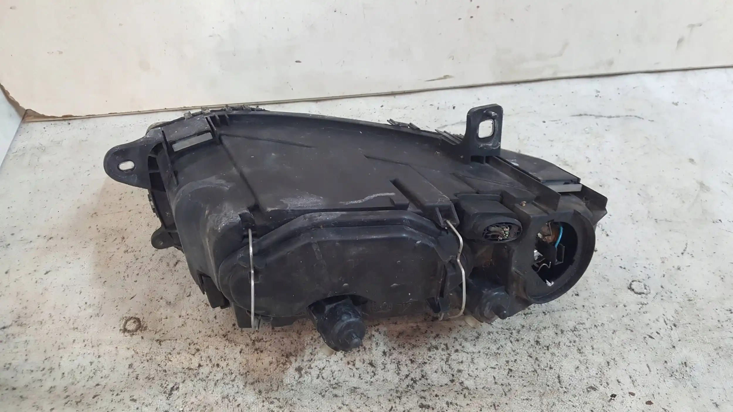LAMPA LEWY PRZÓD PRZEDNIA 0301186225 ALFA ROMEO GT 03-