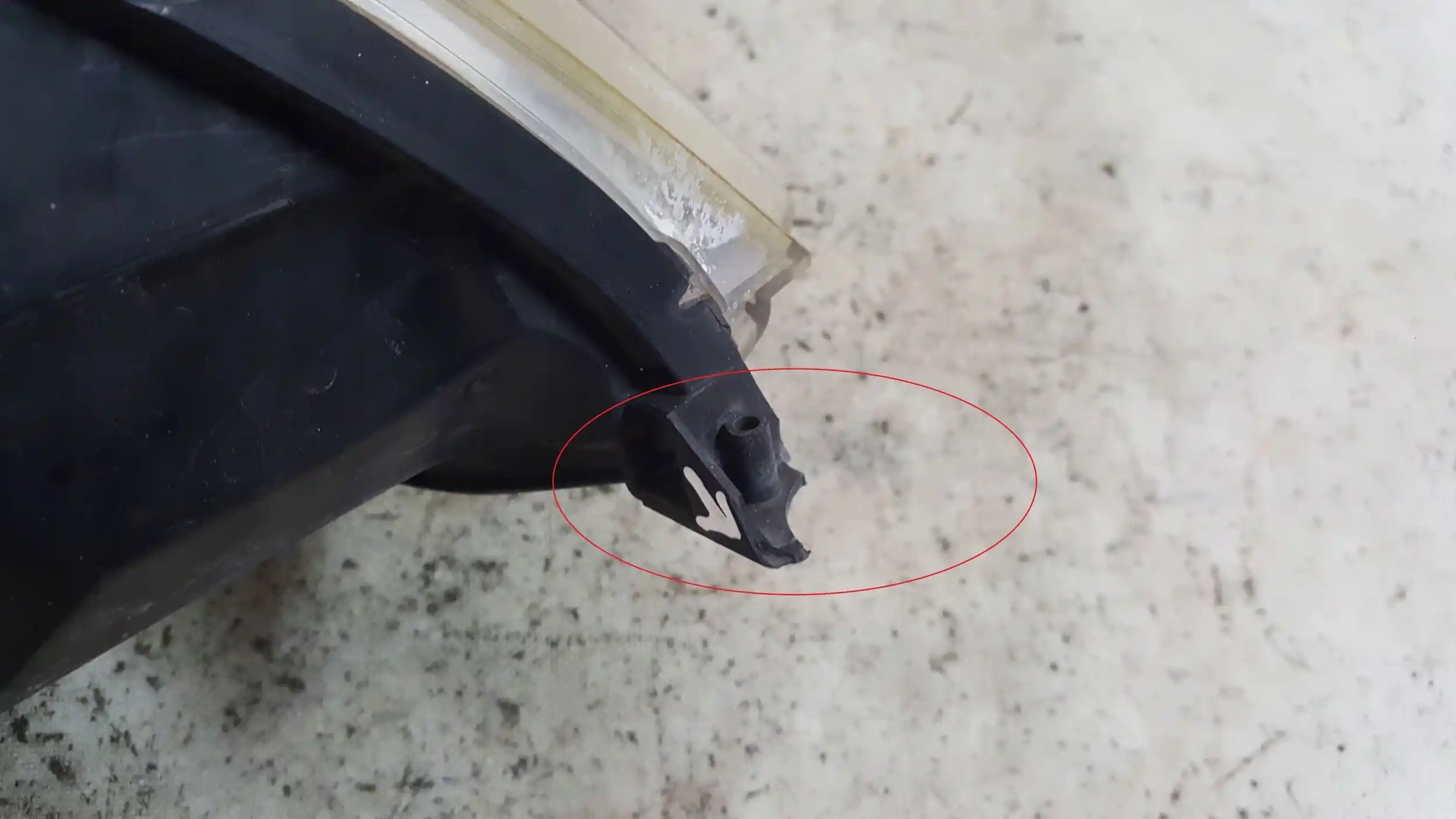 LAMPA LEWY PRZÓD PRZEDNIA 45570999 PEUGEOT BIPPER FIORINO III QUBO 07-17