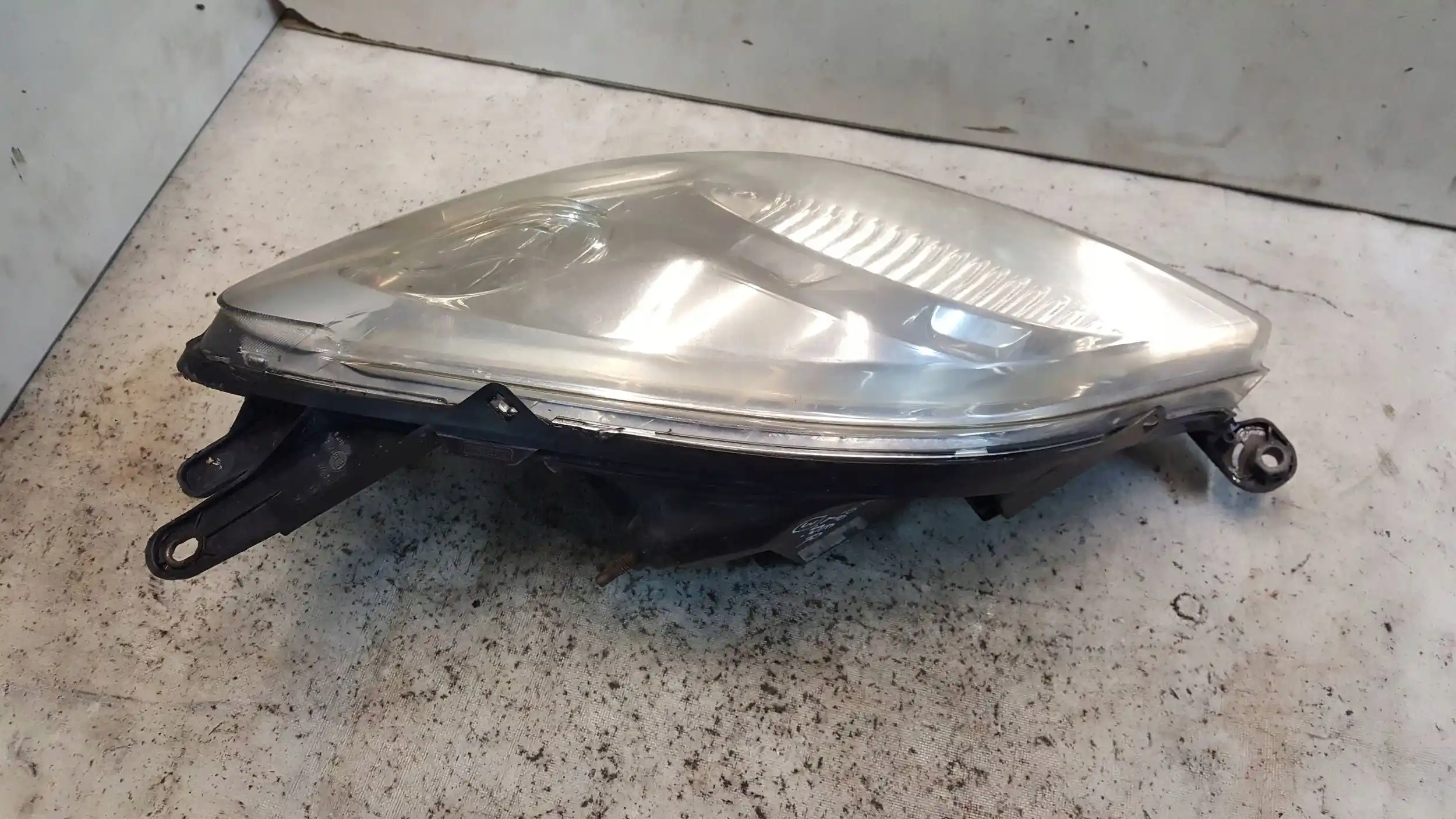 LAMPA LEWY PRZÓD PRZEDNIA 45570999 PEUGEOT BIPPER FIORINO III QUBO 07-17