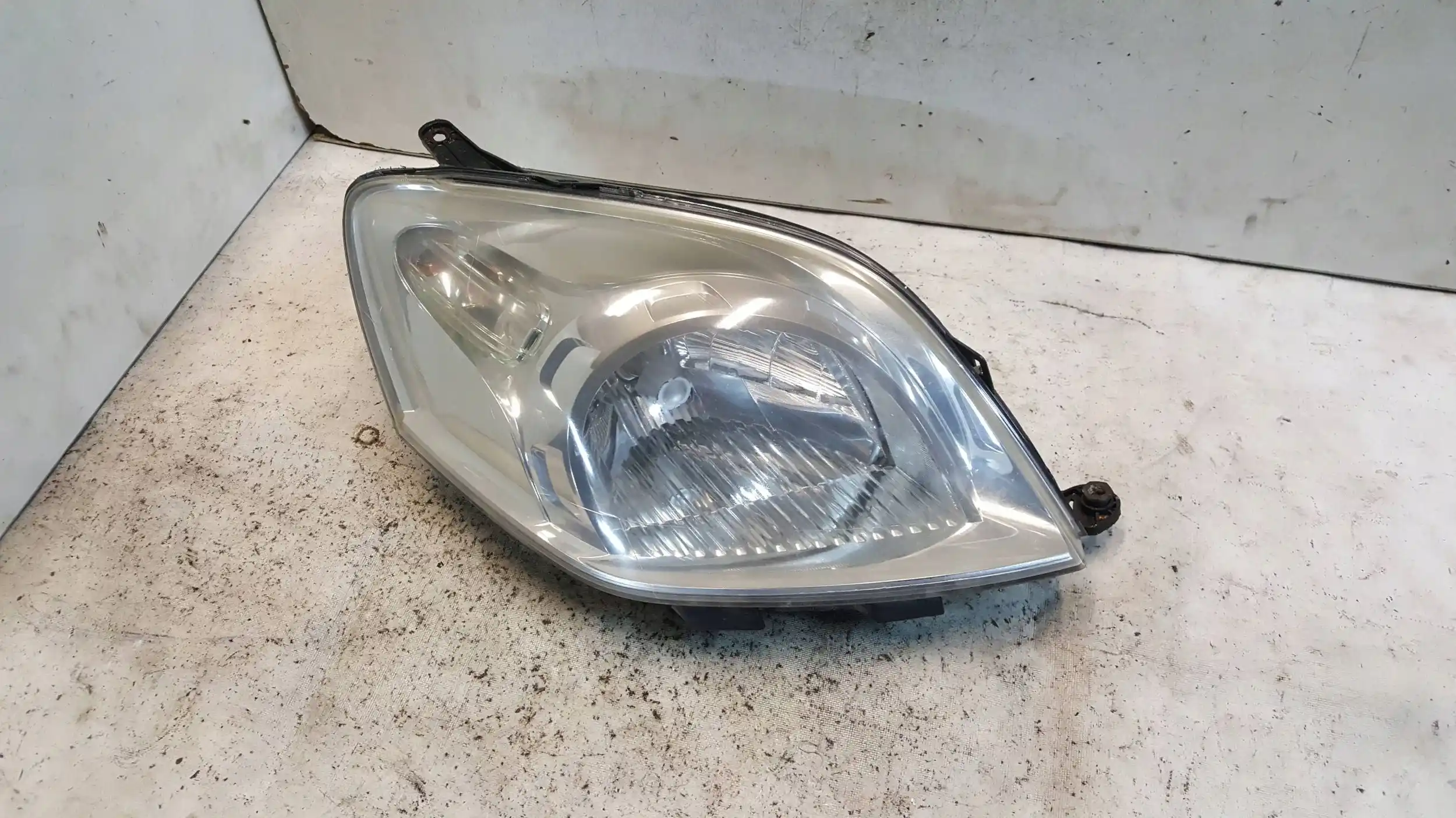 LAMPA PRAWY PRZÓD PRZEDNIA 455600999 PEUGEOT BIPPER FIORINO III QUBO 07-17