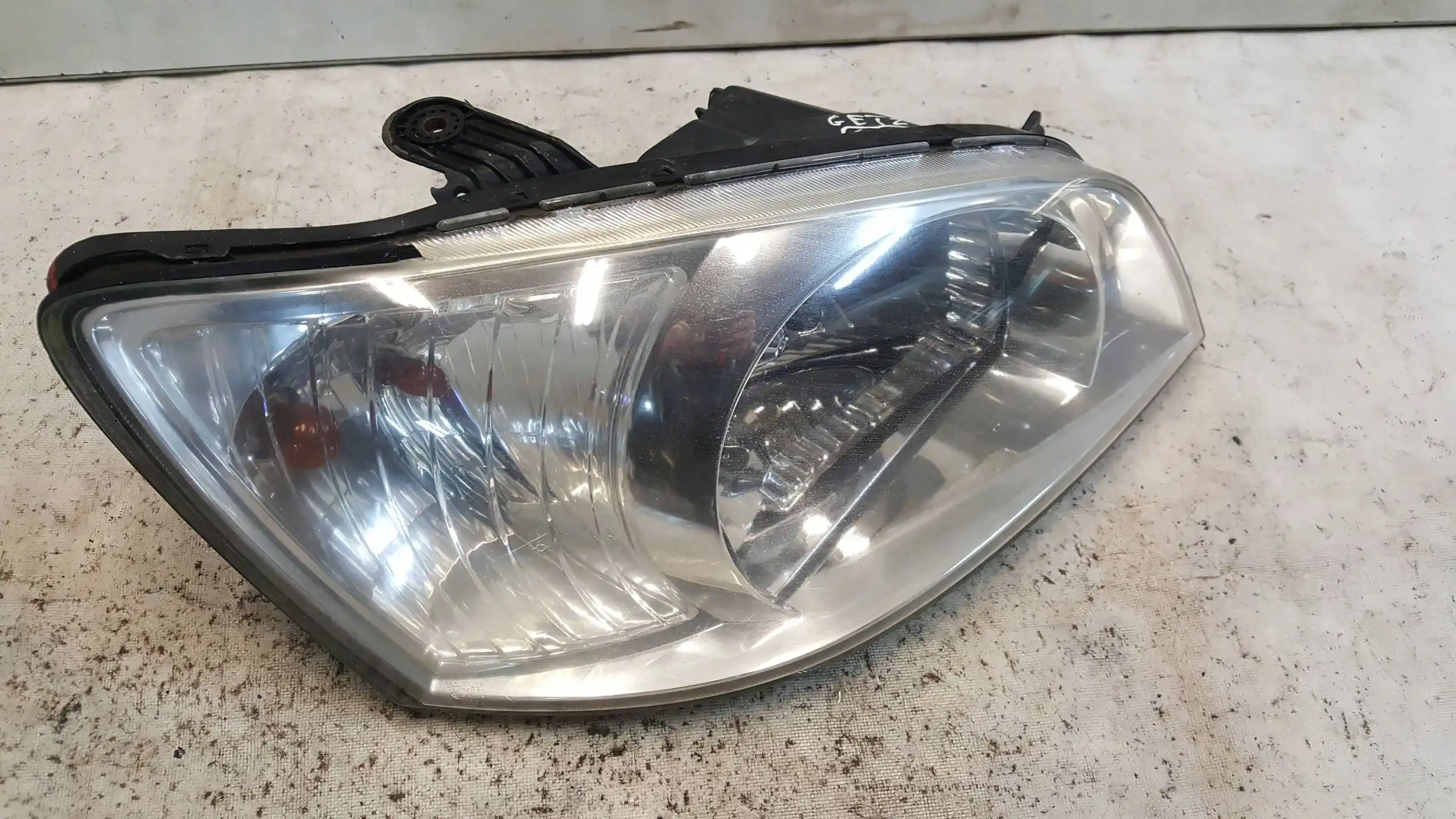 LAMPA PRAWY PRZÓD PRZEDNIA HYUNDAI GETZ 02-05