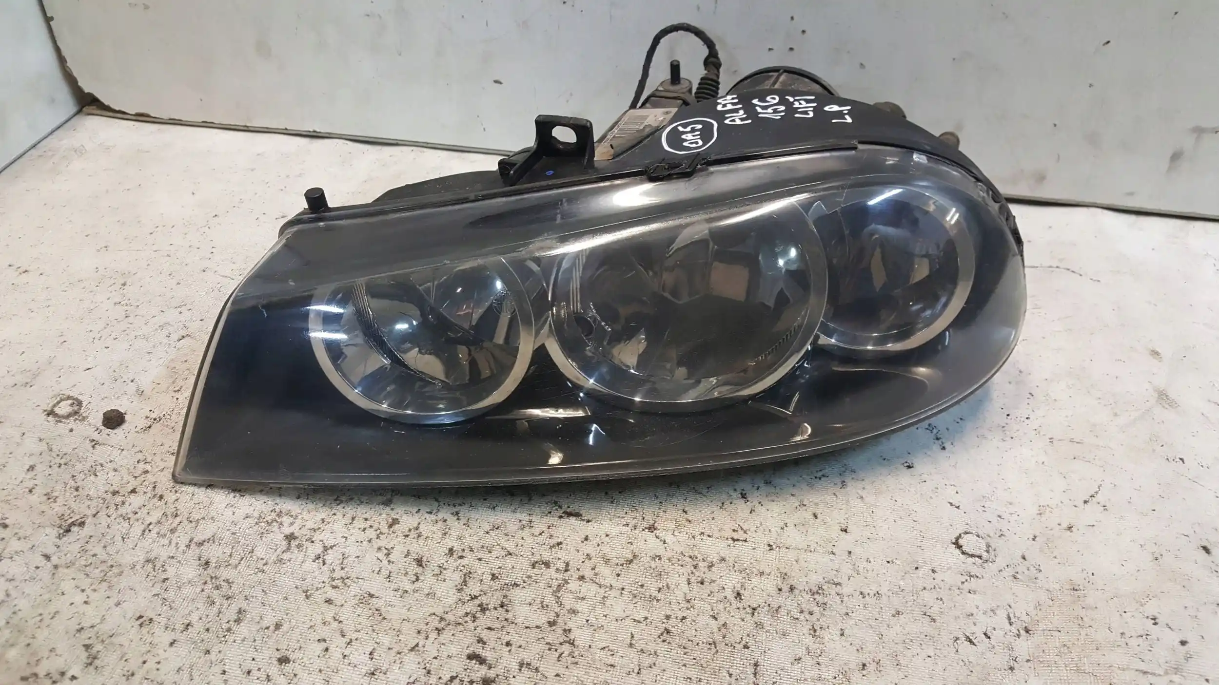 LAMPA LEWY PRZÓD PRZEDNIA 60695646 ALFA ROMEO 156 LIFT 03-06