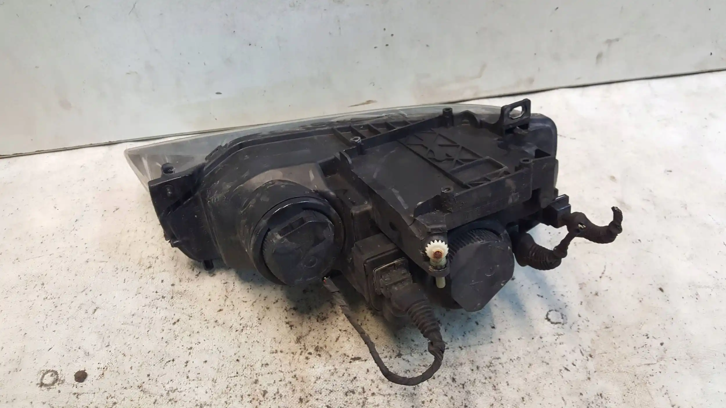 LAMPA LEWY PRZÓD PRZEDNIA 60695646 ALFA ROMEO 156 LIFT 03-06