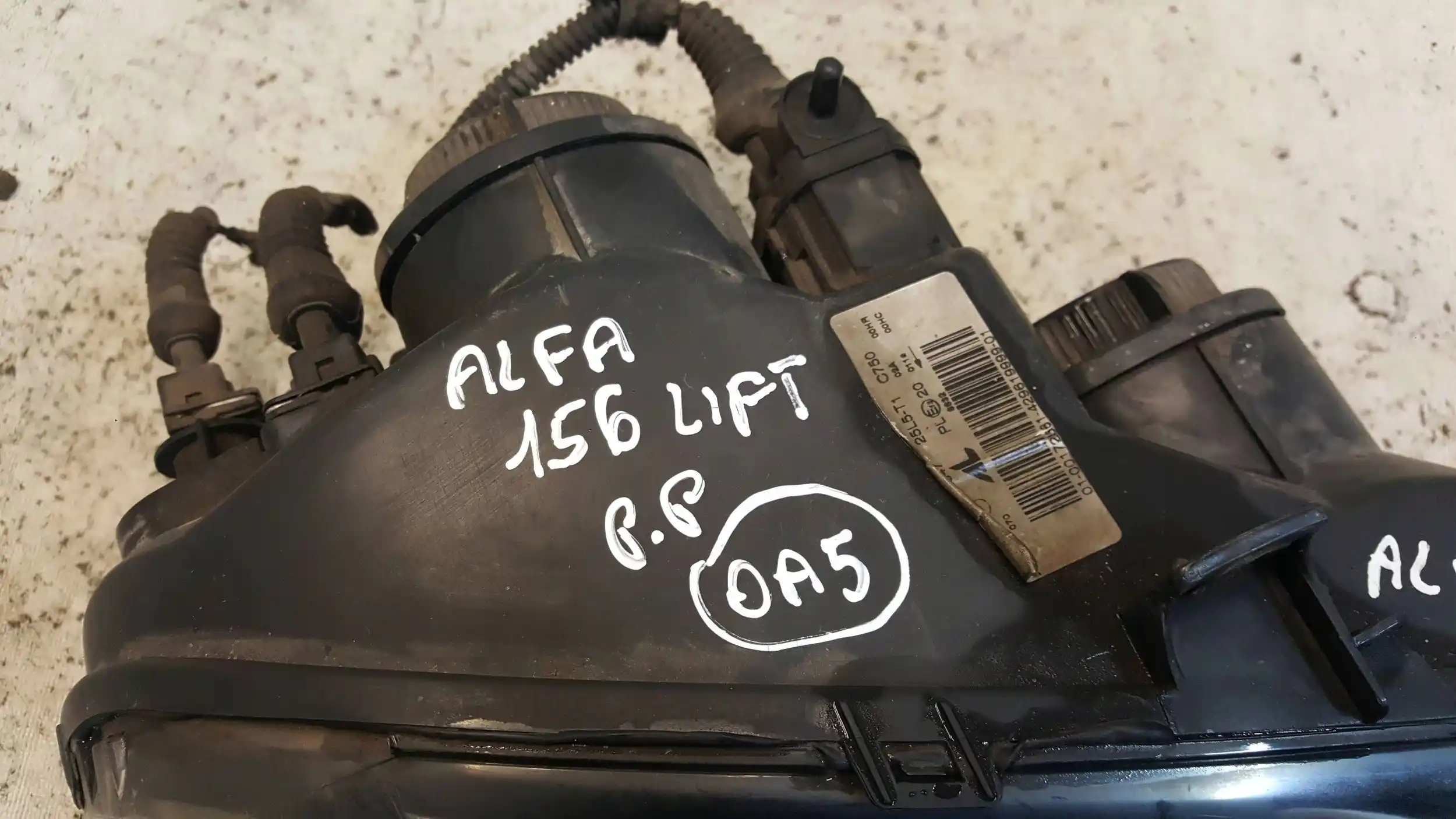 LAMPA PRAWY PRZÓD PRZEDNIA 60695647 ALFA ROMEO 156 LIFT 03-06