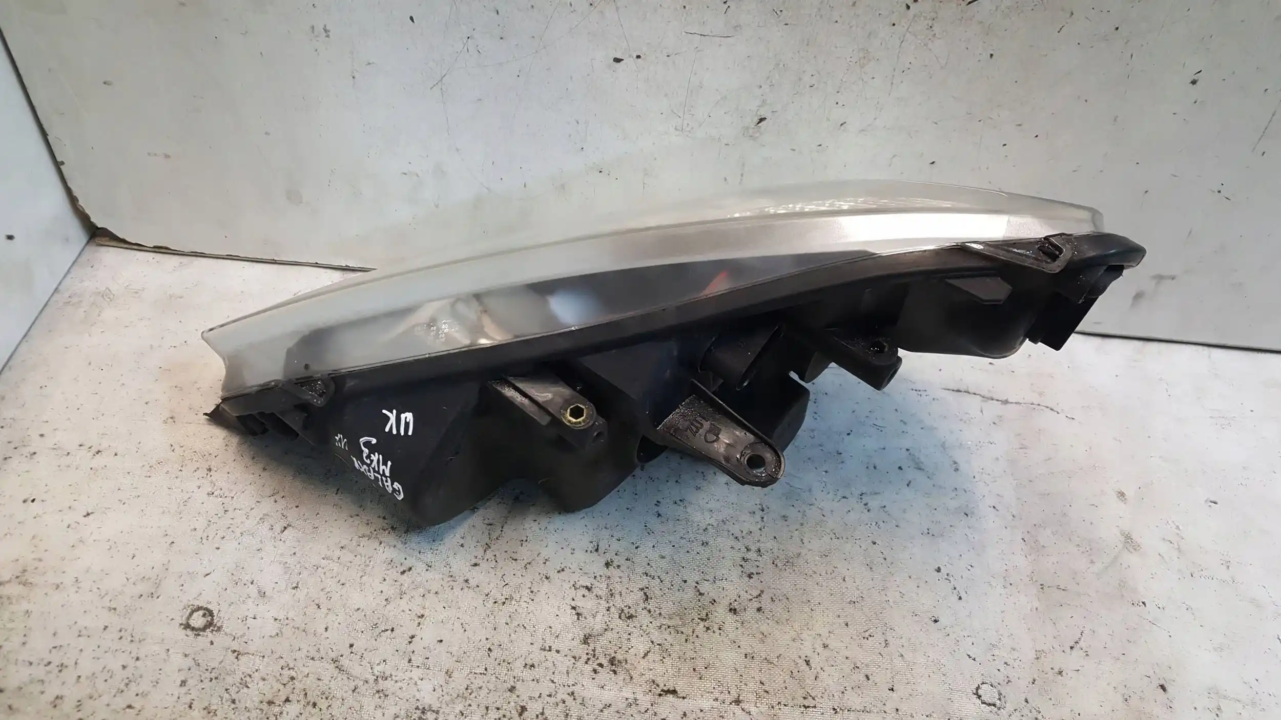 LAMPA PRAWY PRZÓD PRZEDNIA FORD GALAXY MK3 06-15 WERSJA UK