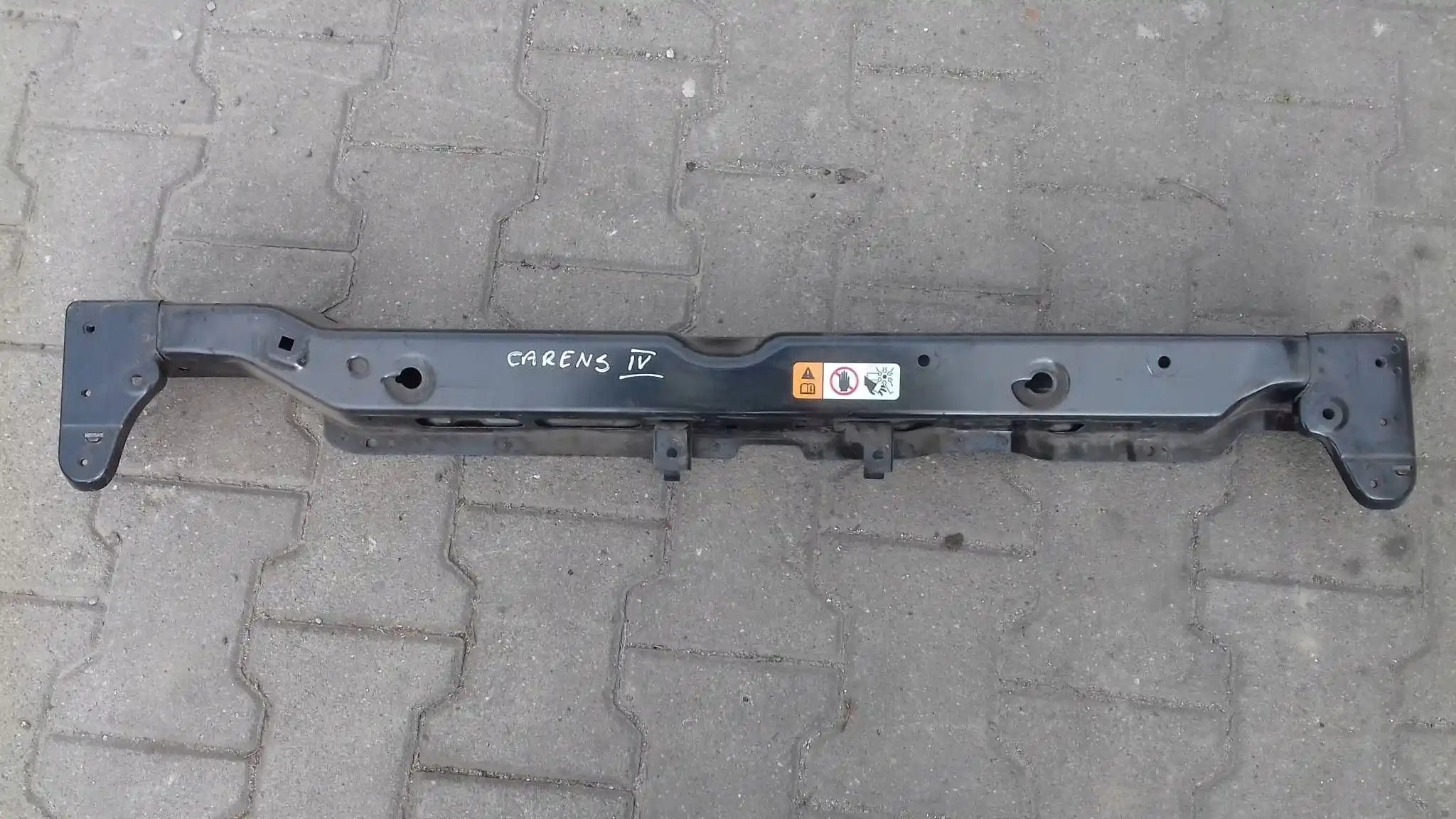 WZMOCNIENIE PAS PRZEDNI GÓRNY KIA CARENS IV 13-