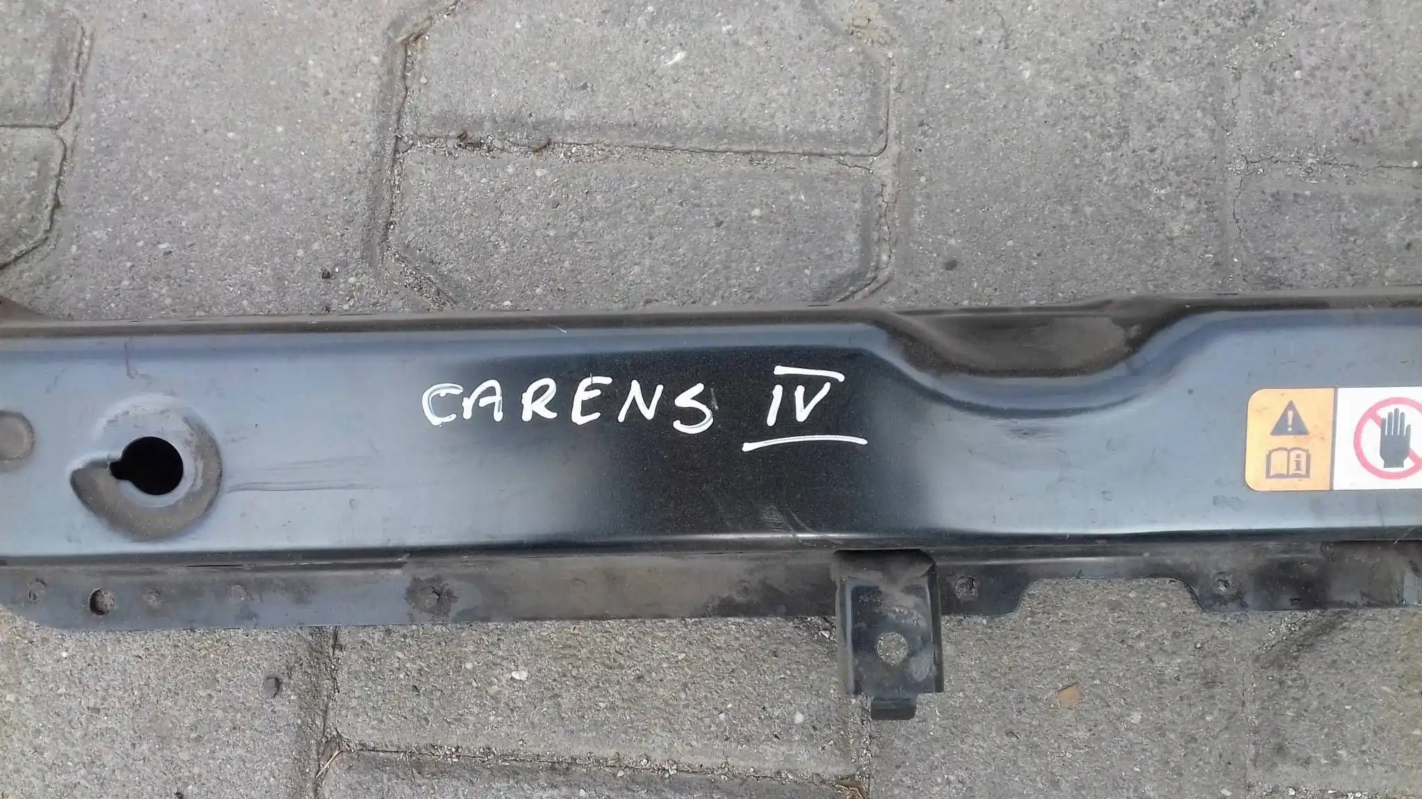WZMOCNIENIE PAS PRZEDNI GÓRNY KIA CARENS IV 13-