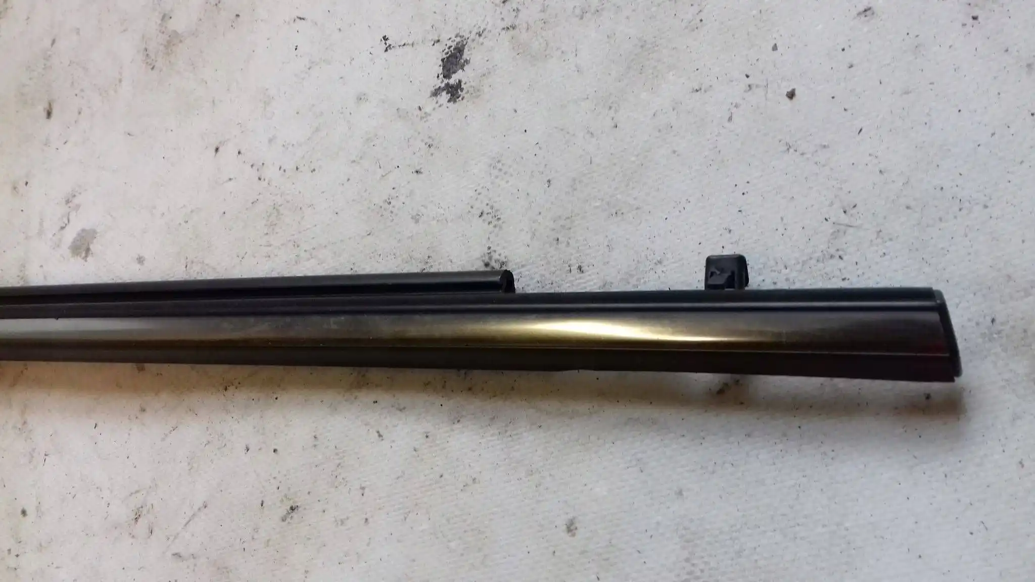 LISTWA ZGARNIAJĄCA SZYBY DRZWI PRAWY PRZÓD 7571010090 TOYOTA C-HR I 16-