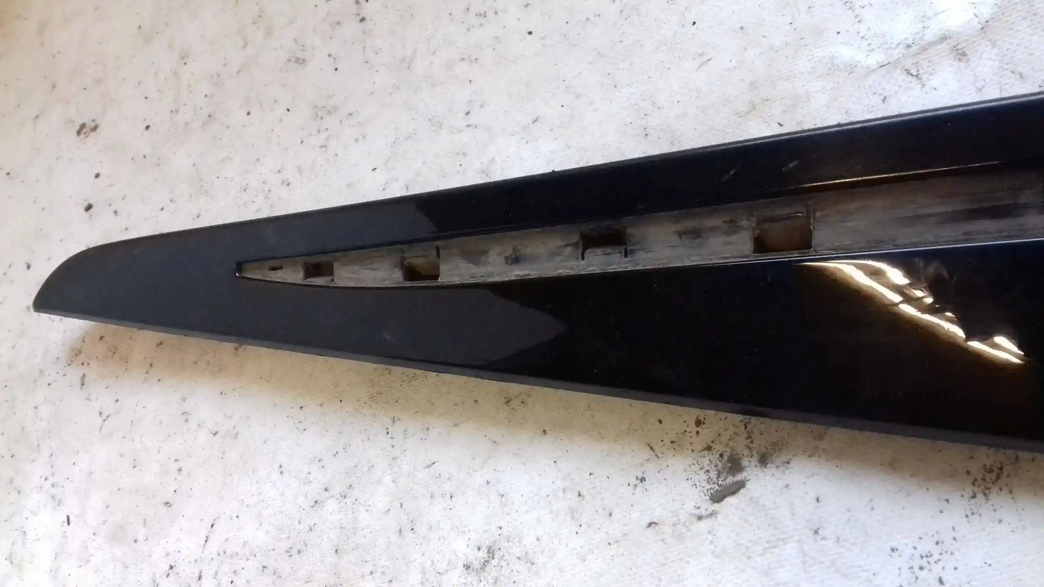 LISTWA DRZWI PRAWY PRZÓD PRZEDNIA 801865598R RENAULT CLIO IV 12-