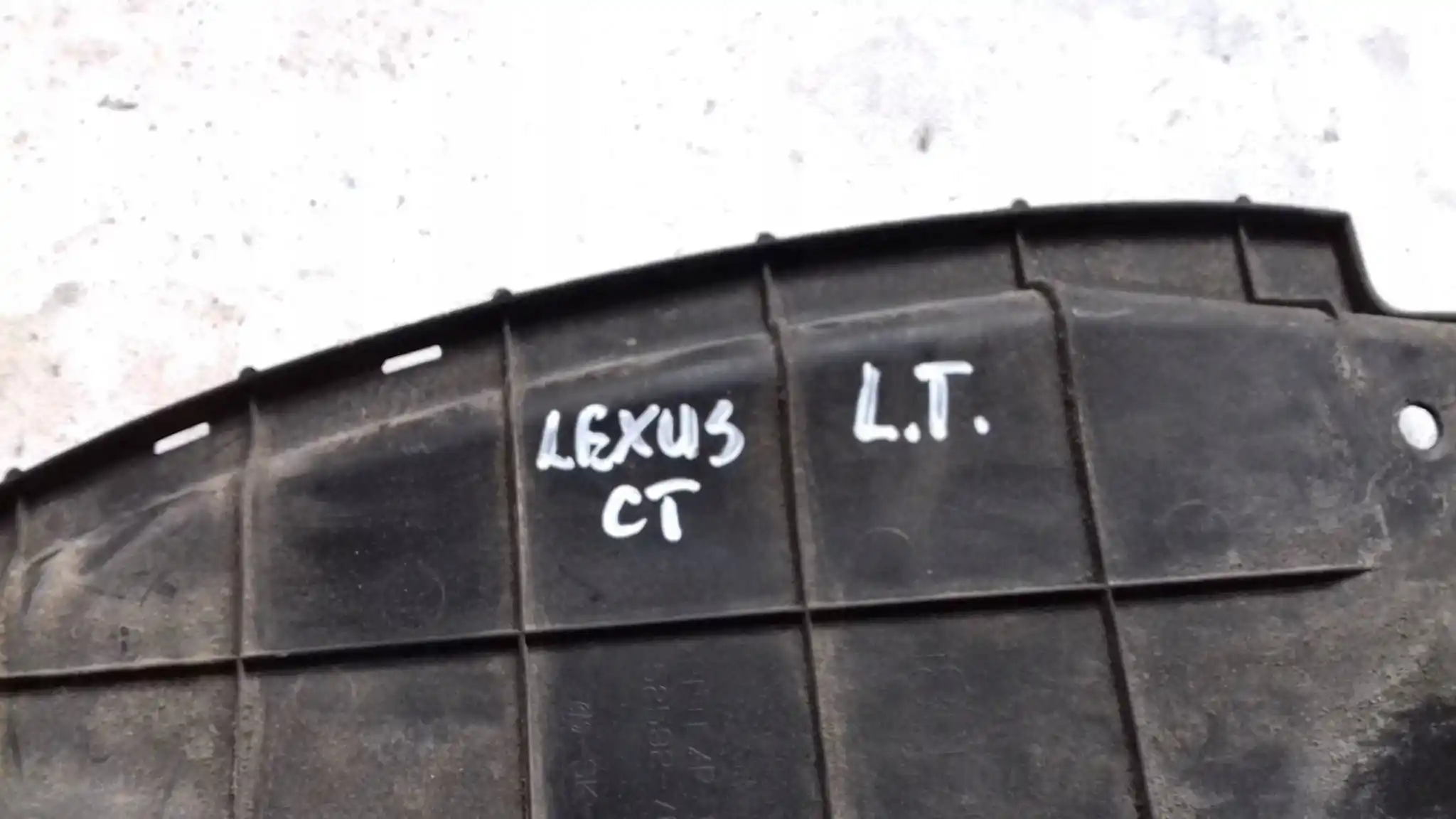 NADKOLE CHLAPACZ OSŁONA ZDERZAKA LEWY TYŁ 5259276010 LEXUS CT200H 10-