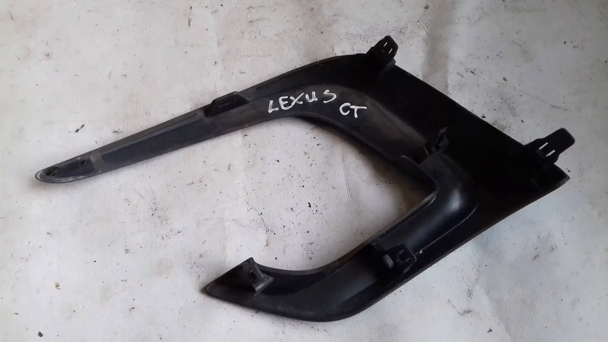 LISTWA KRATKA ATRAPA ZDERZAKA LEWY TYŁ 5256676040 LEXUS CT200H LIFT 14-